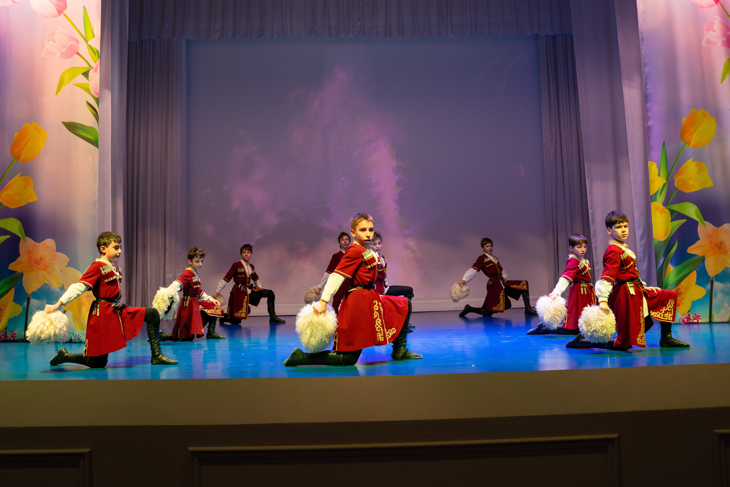 Концерт к 8 марта. Марьина роща. Жизнь курорта Кабардинка в фотографиях