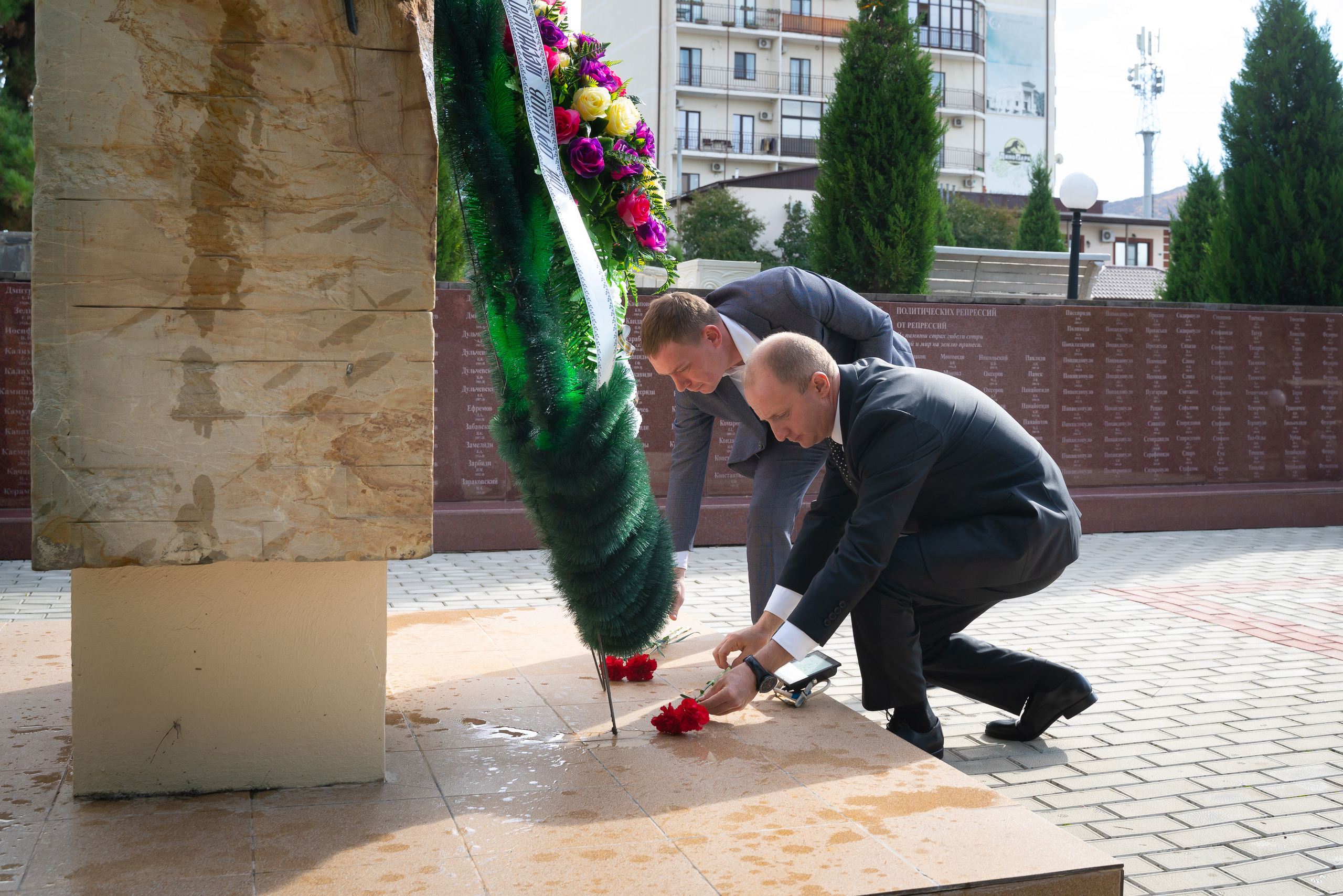 День памяти жертв политических репрессий. Жизнь курорта Кабардинка в фотографиях