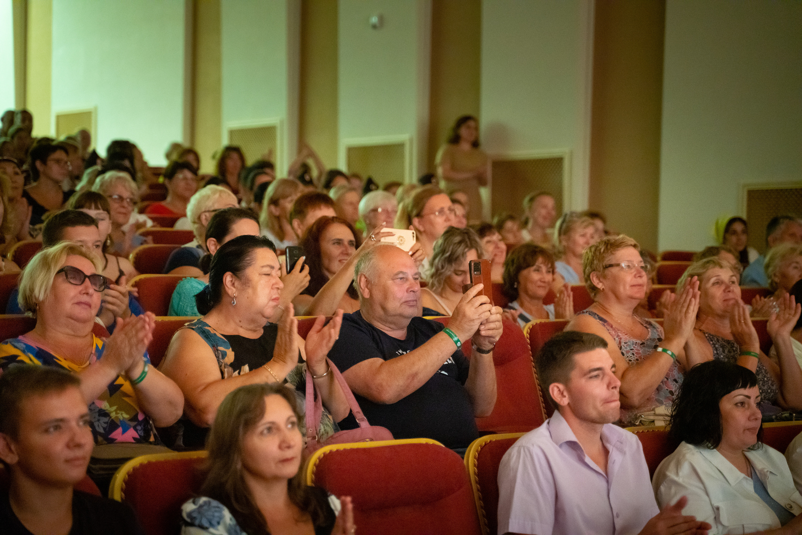 Вечер памяти. Лановой. Жизнь курорта Кабардинка в фотографиях