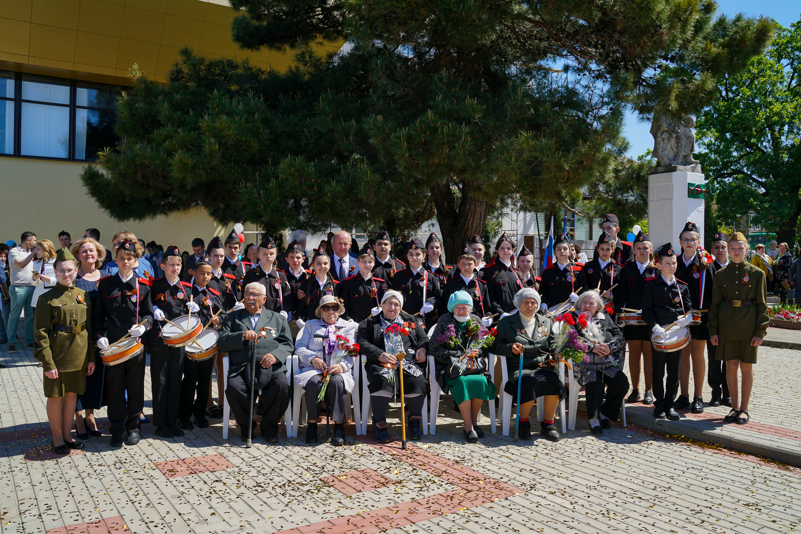 Праздничный парад 9 мая. Жизнь курорта Кабардинка в фотографиях