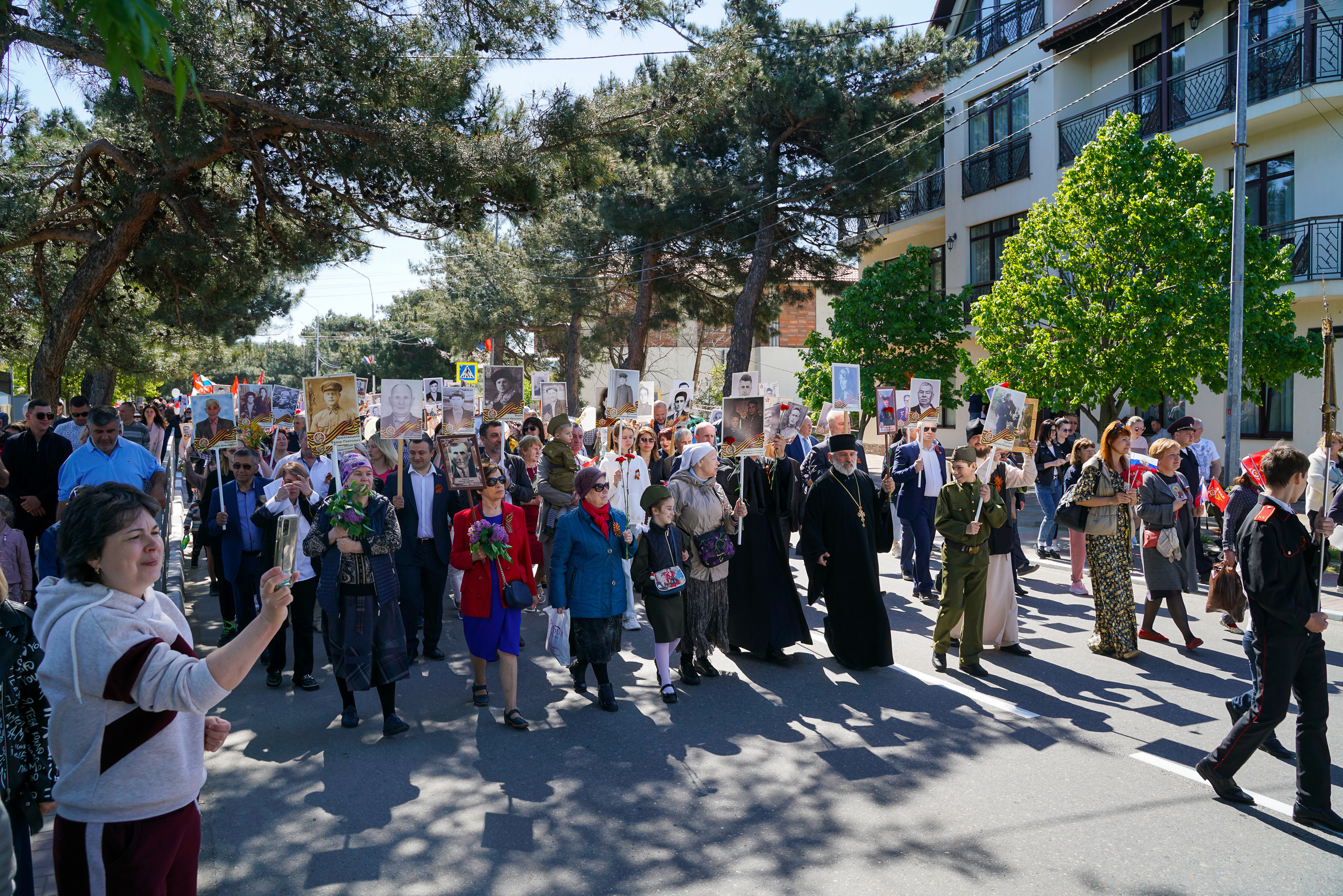 Праздничный парад 9 мая. Жизнь курорта Кабардинка в фотографиях