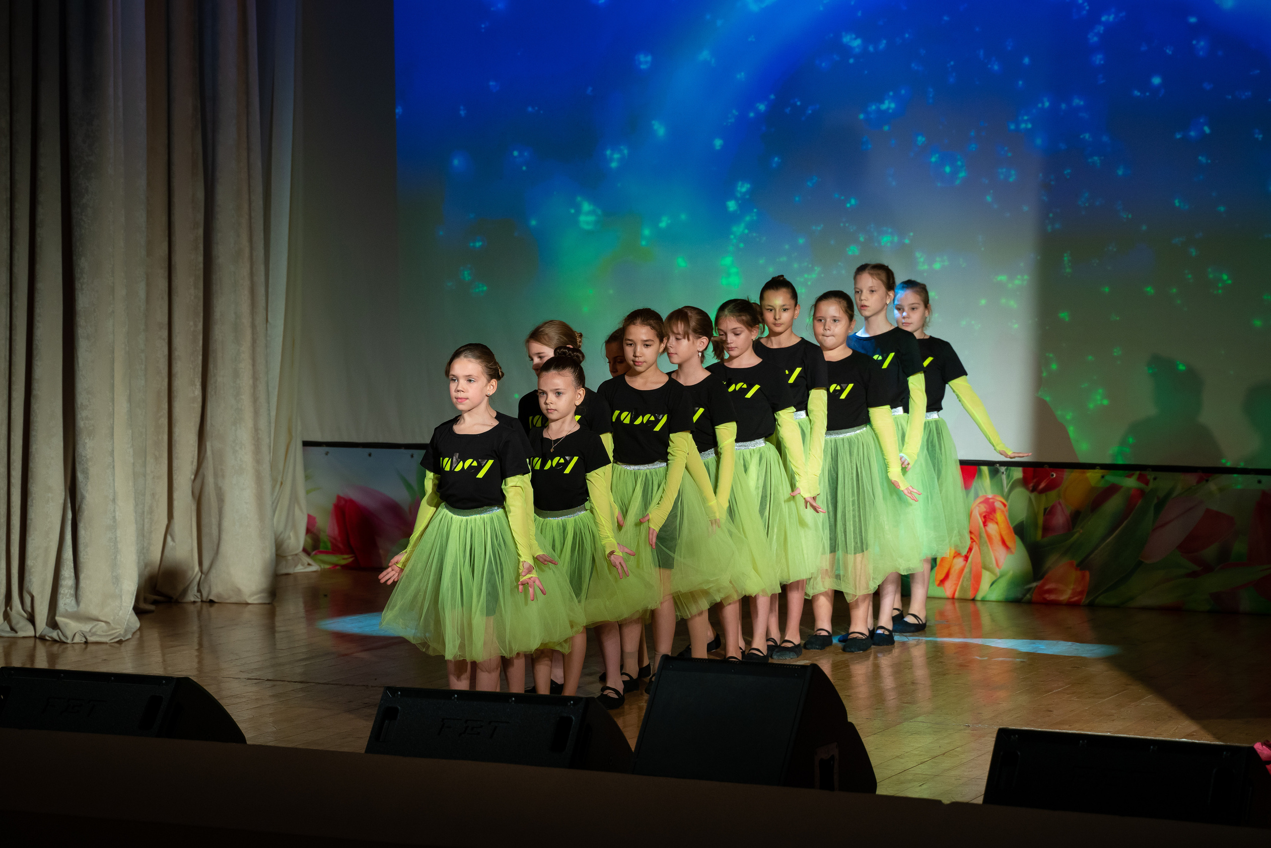 День матери. Кабардинка. Жизнь курорта Кабардинка в фотографиях