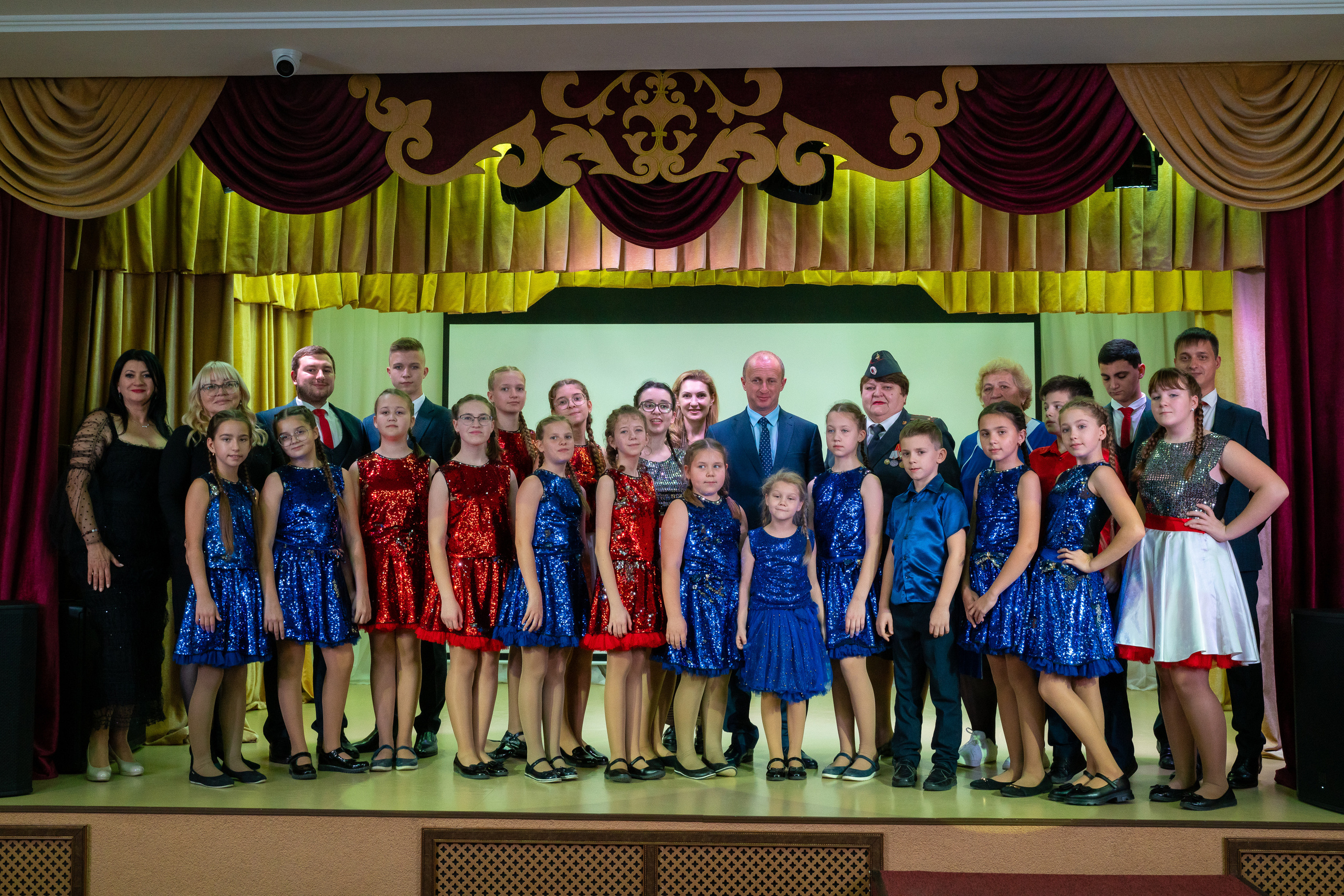 День матери. Виноградный. Жизнь курорта Кабардинка в фотографиях