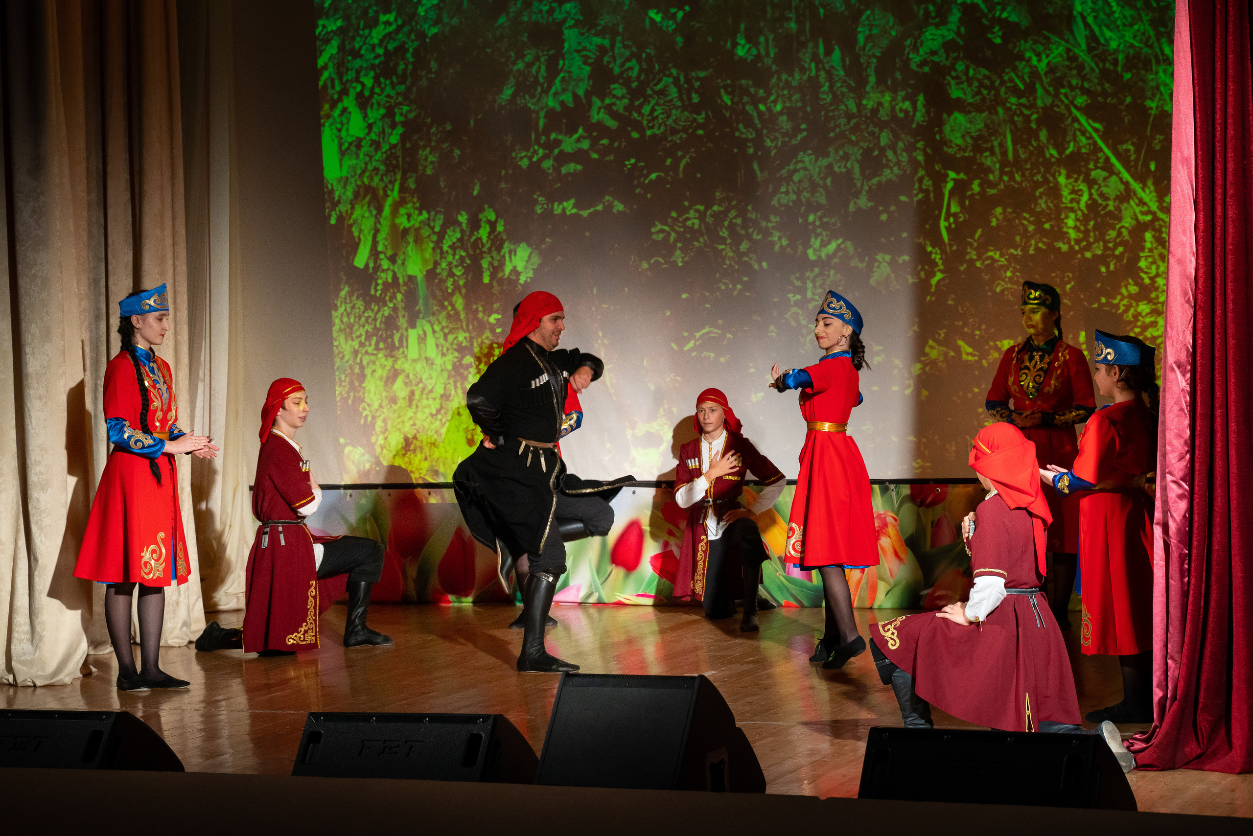 День матери. Кабардинка. Жизнь курорта Кабардинка в фотографиях