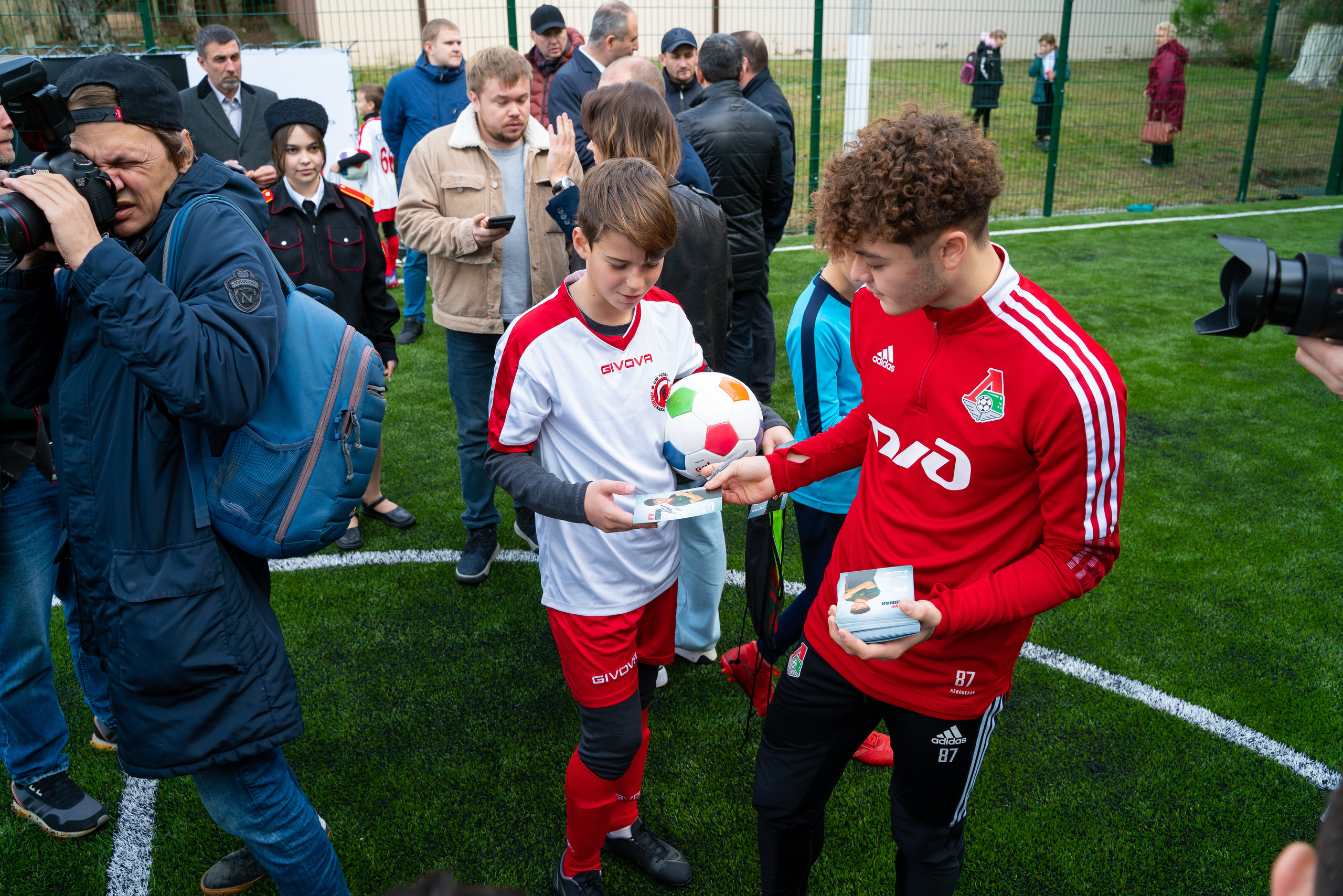 Открытие футбольного поля. Жизнь курорта Кабардинка в фотографиях
