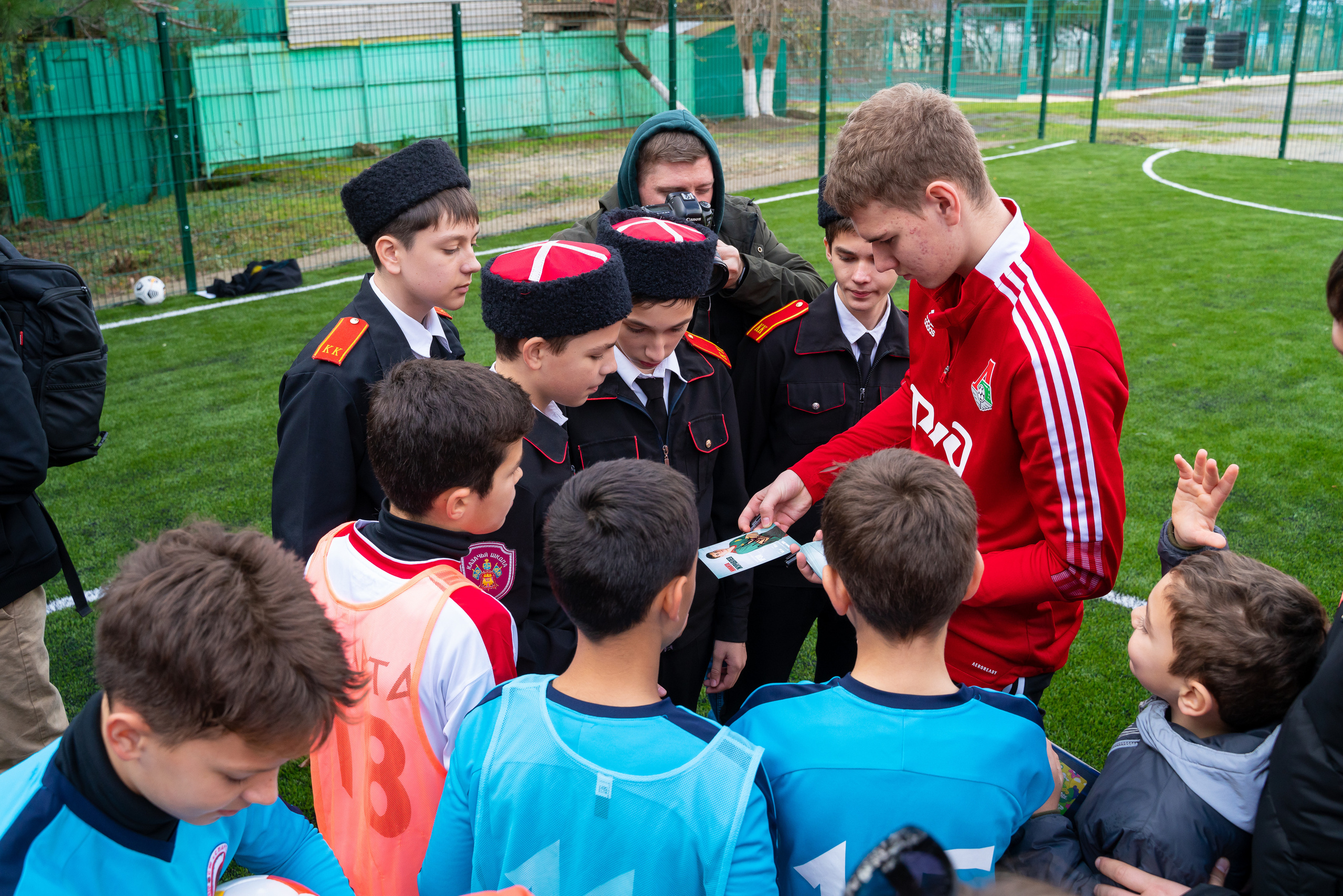 Открытие футбольного поля. Жизнь курорта Кабардинка в фотографиях