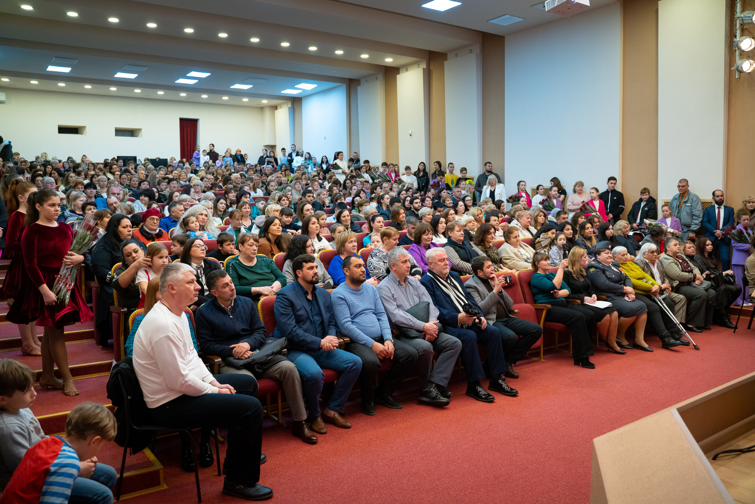 Концерт к 8 марта, ДК Кабардинка. Жизнь курорта Кабардинка в фотографиях