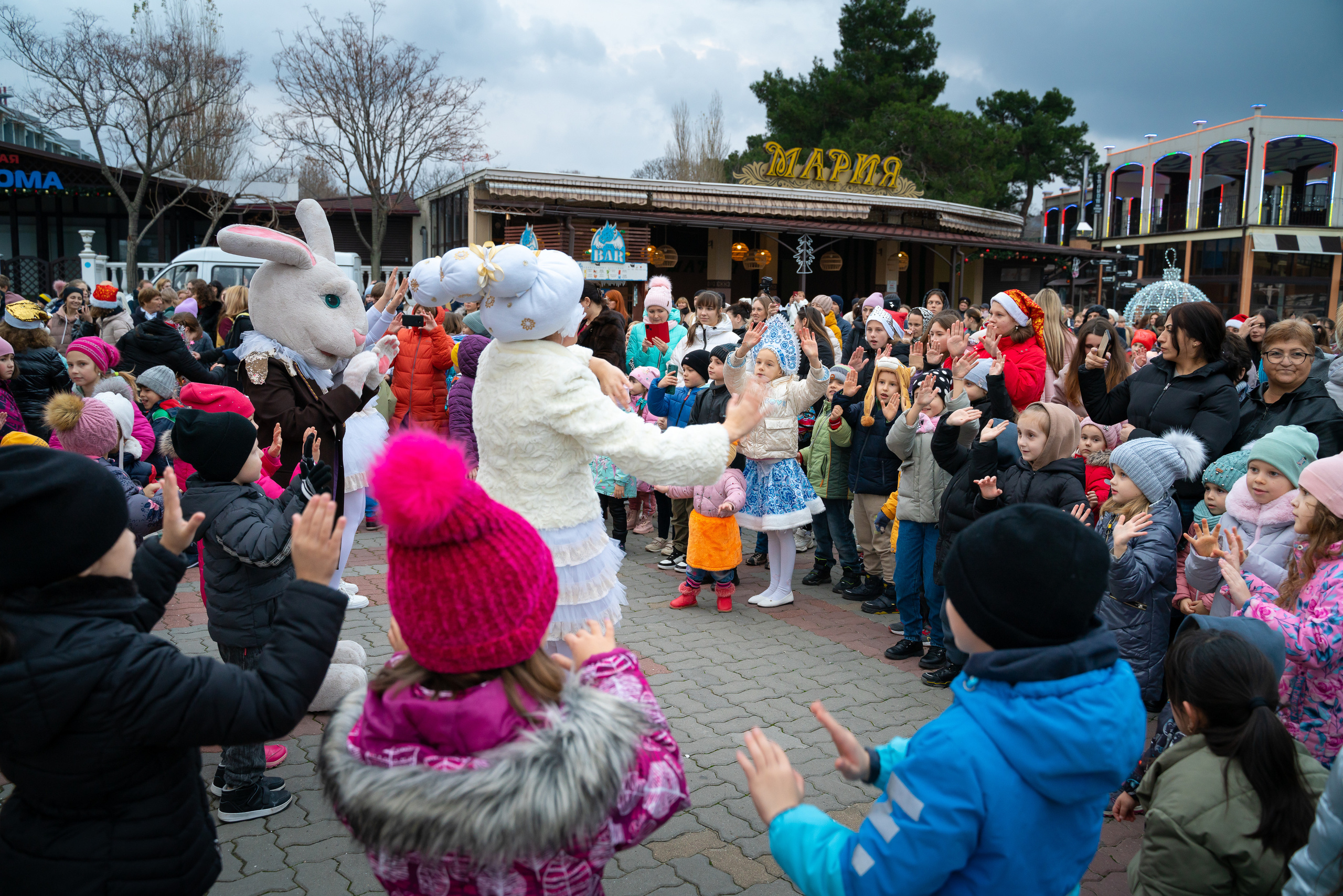 Ёлка на набережной. Жизнь курорта Кабардинка в фотографиях