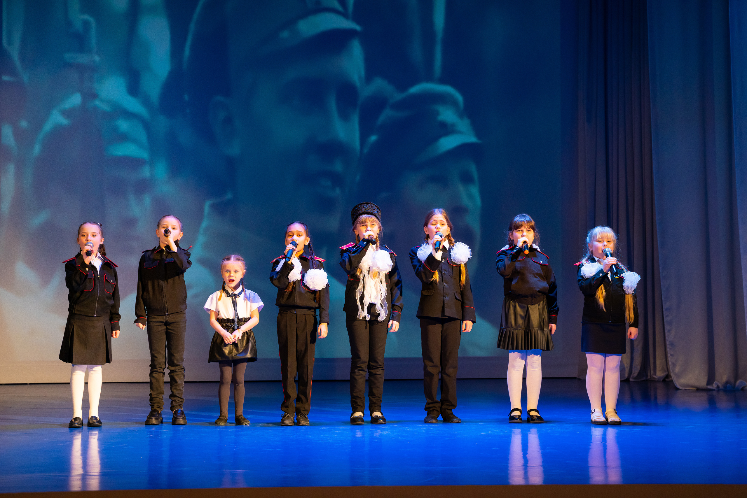 Концерт 23 февраля с. Марьина Роща. Жизнь курорта Кабардинка в фотографиях