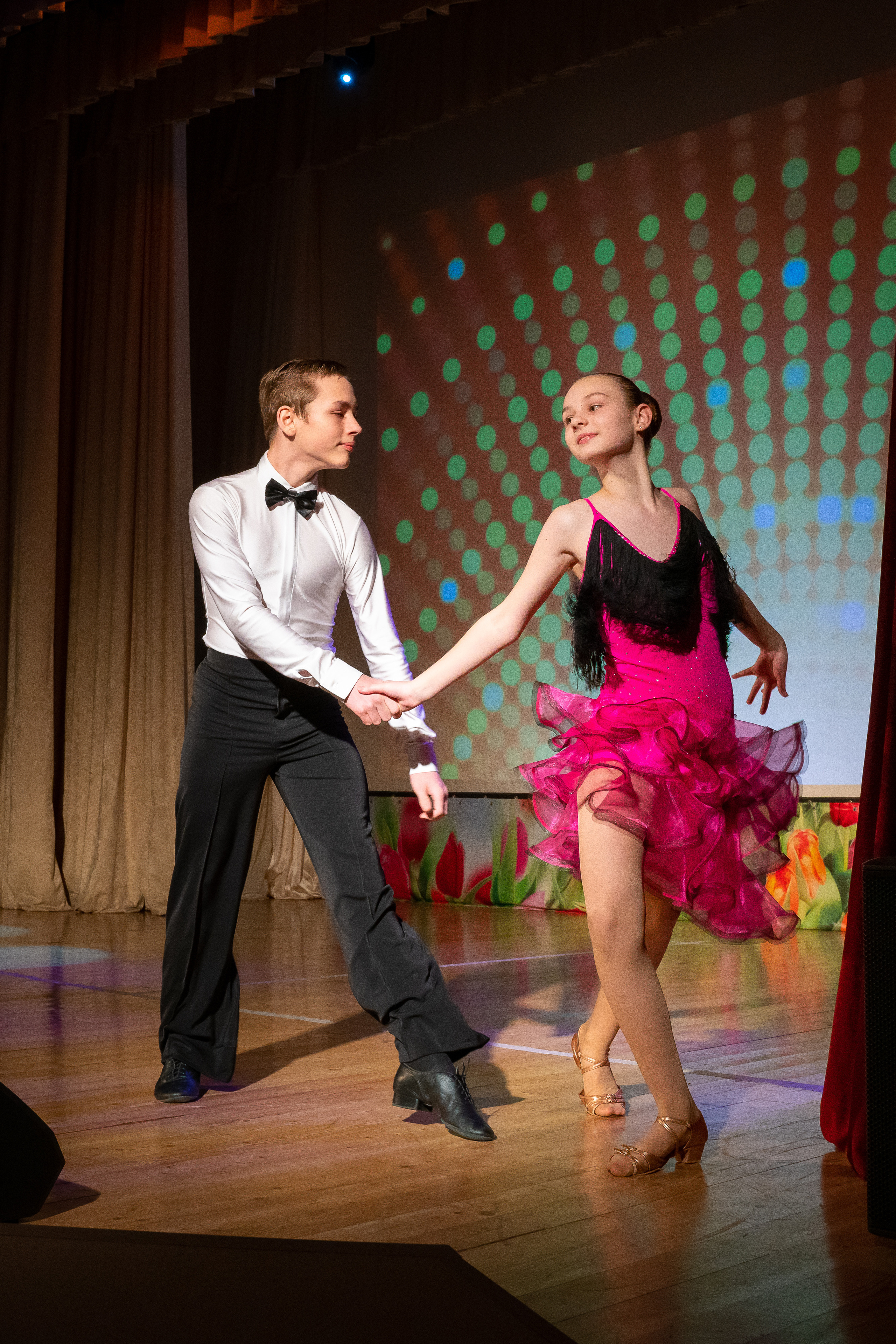 Концерт к 8 марта, ДК Кабардинка. Жизнь курорта Кабардинка в фотографиях