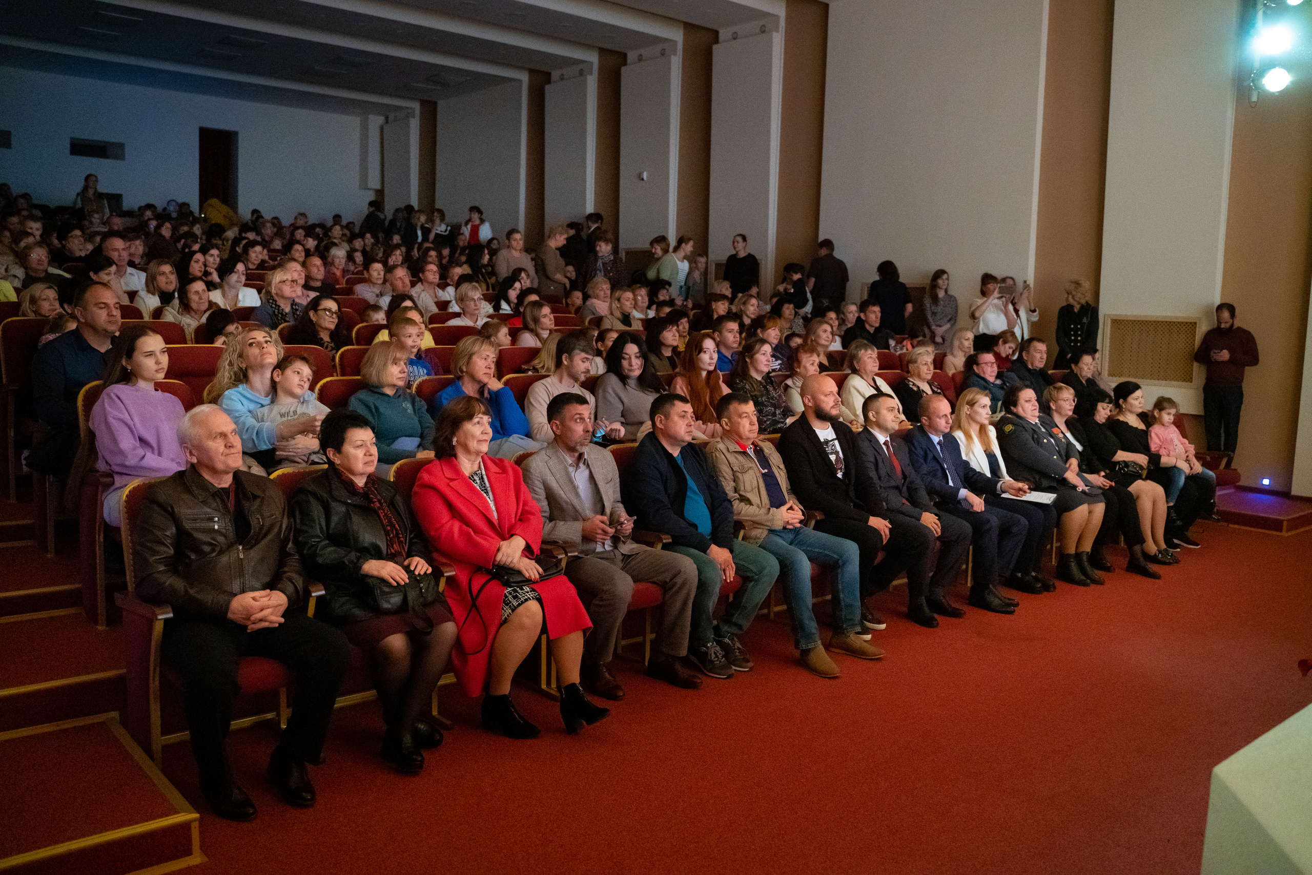 День матери. Кабардинка. Жизнь курорта Кабардинка в фотографиях