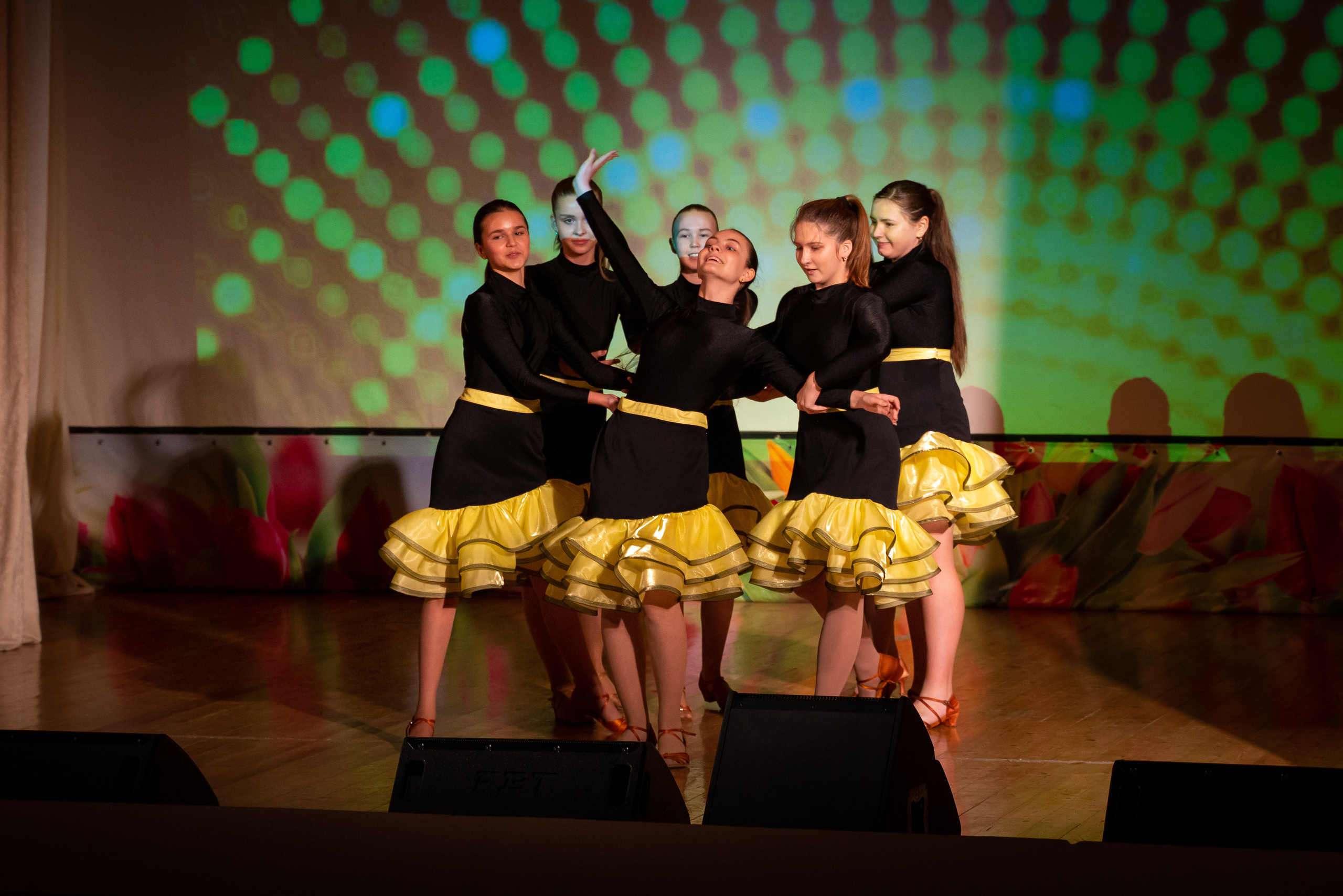 День матери. Кабардинка. Жизнь курорта Кабардинка в фотографиях