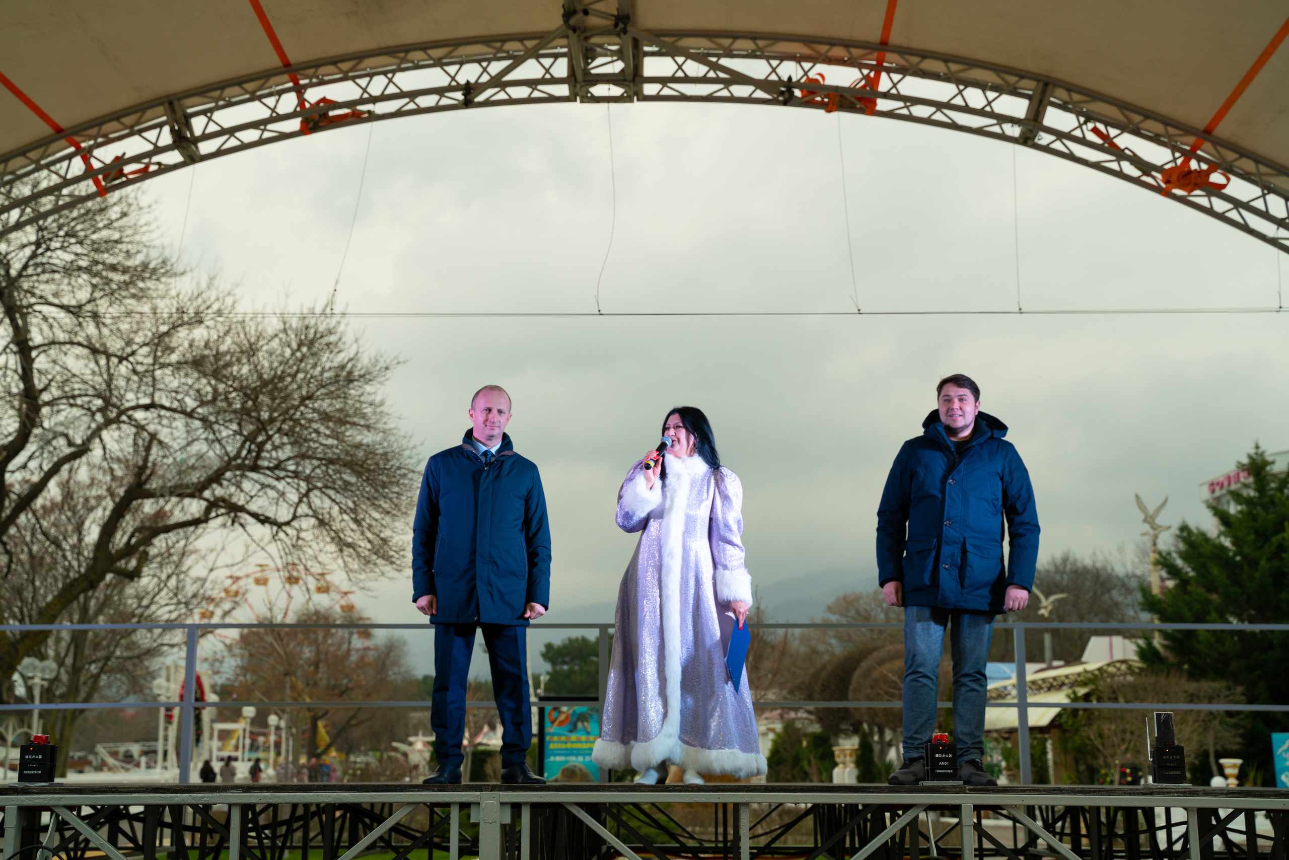 Ёлка на набережной. Жизнь курорта Кабардинка в фотографиях