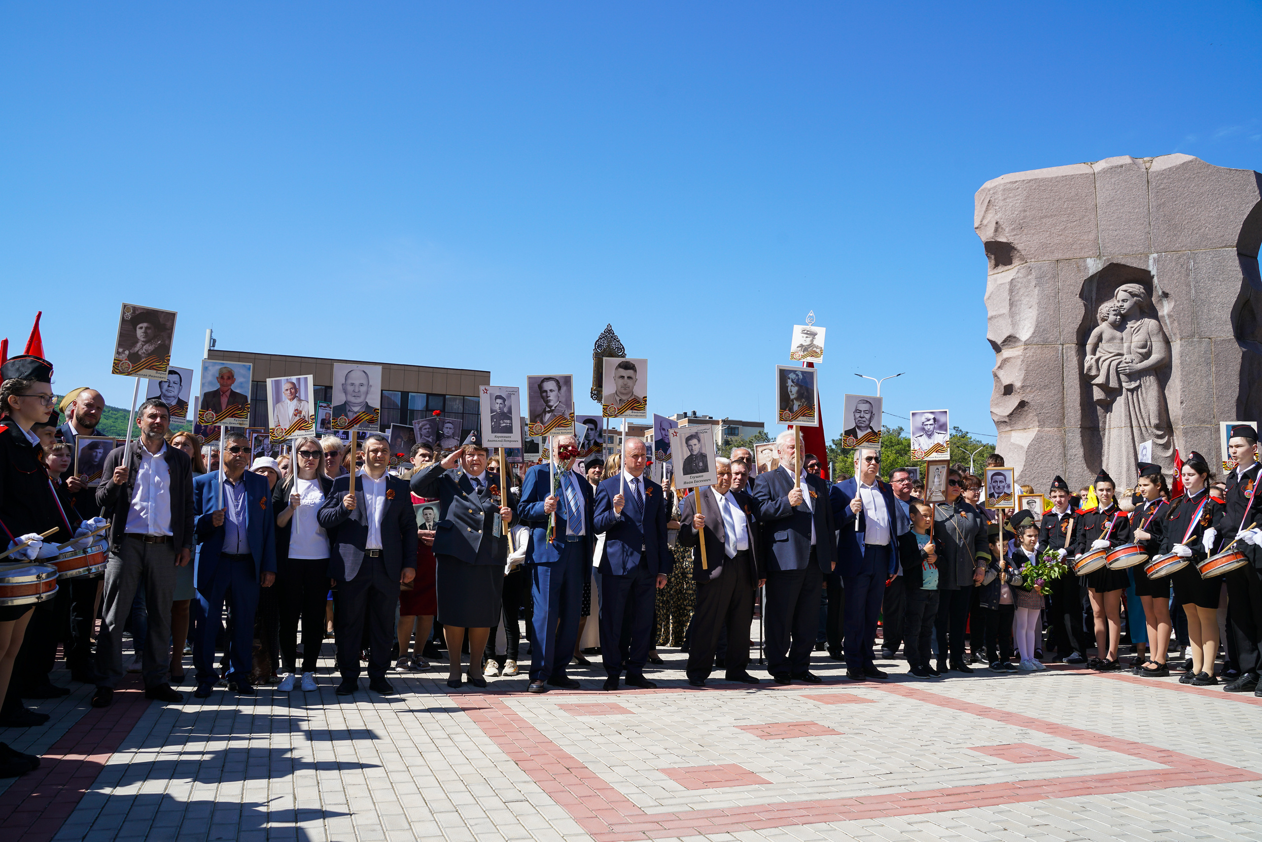 Праздничный парад 9 мая. Жизнь курорта Кабардинка в фотографиях