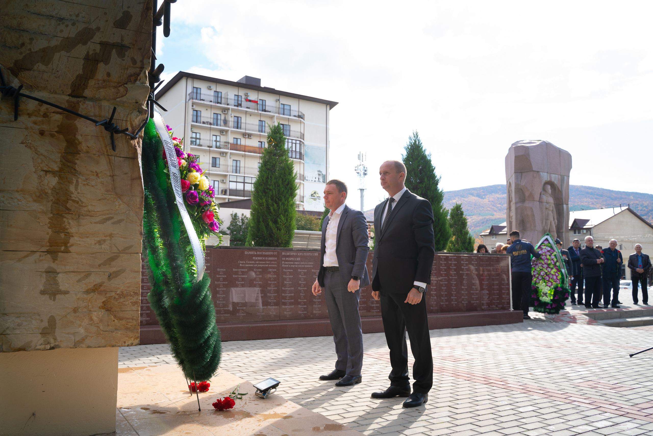 День памяти жертв политических репрессий. Жизнь курорта Кабардинка в фотографиях