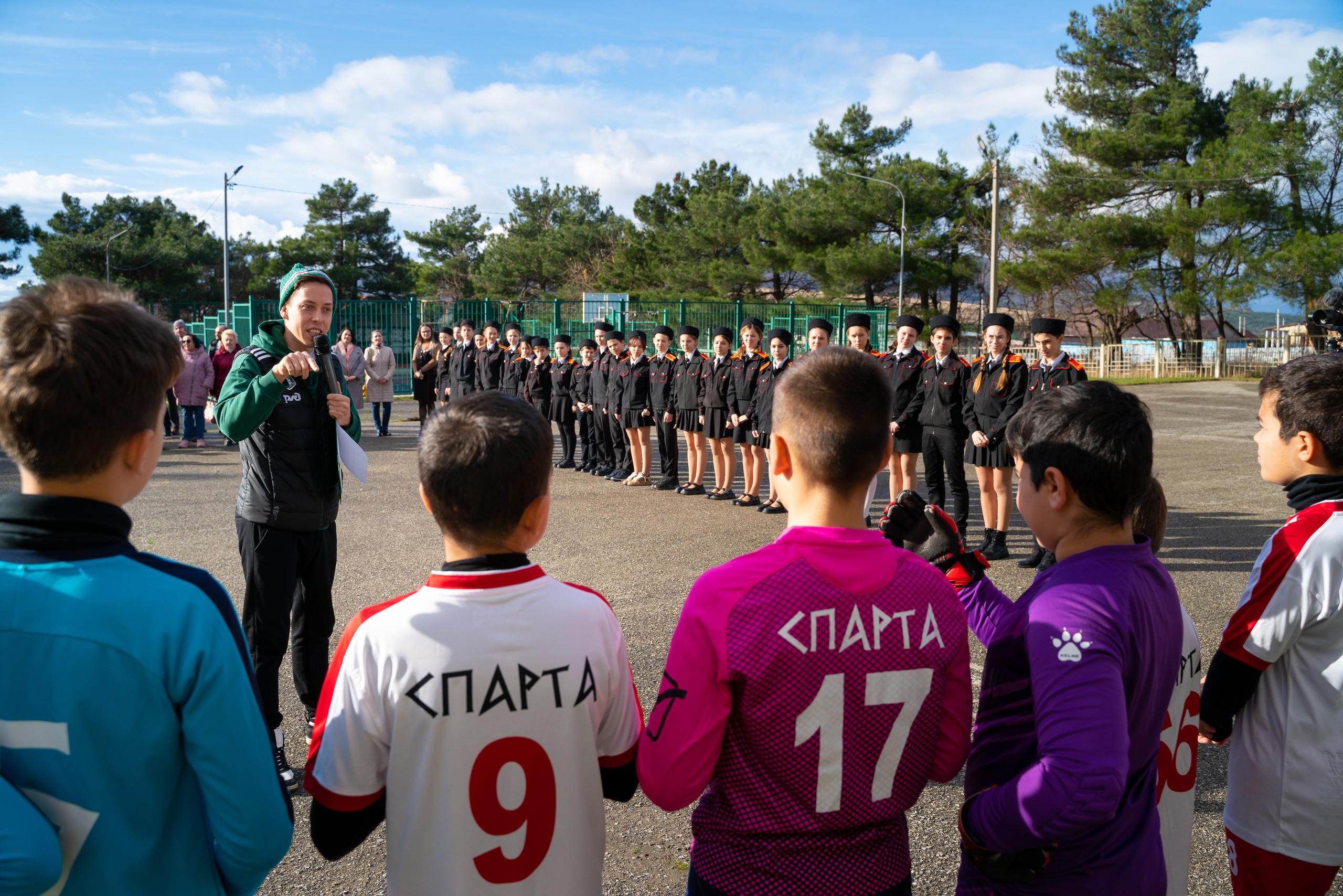 Открытие футбольного поля. Жизнь курорта Кабардинка в фотографиях