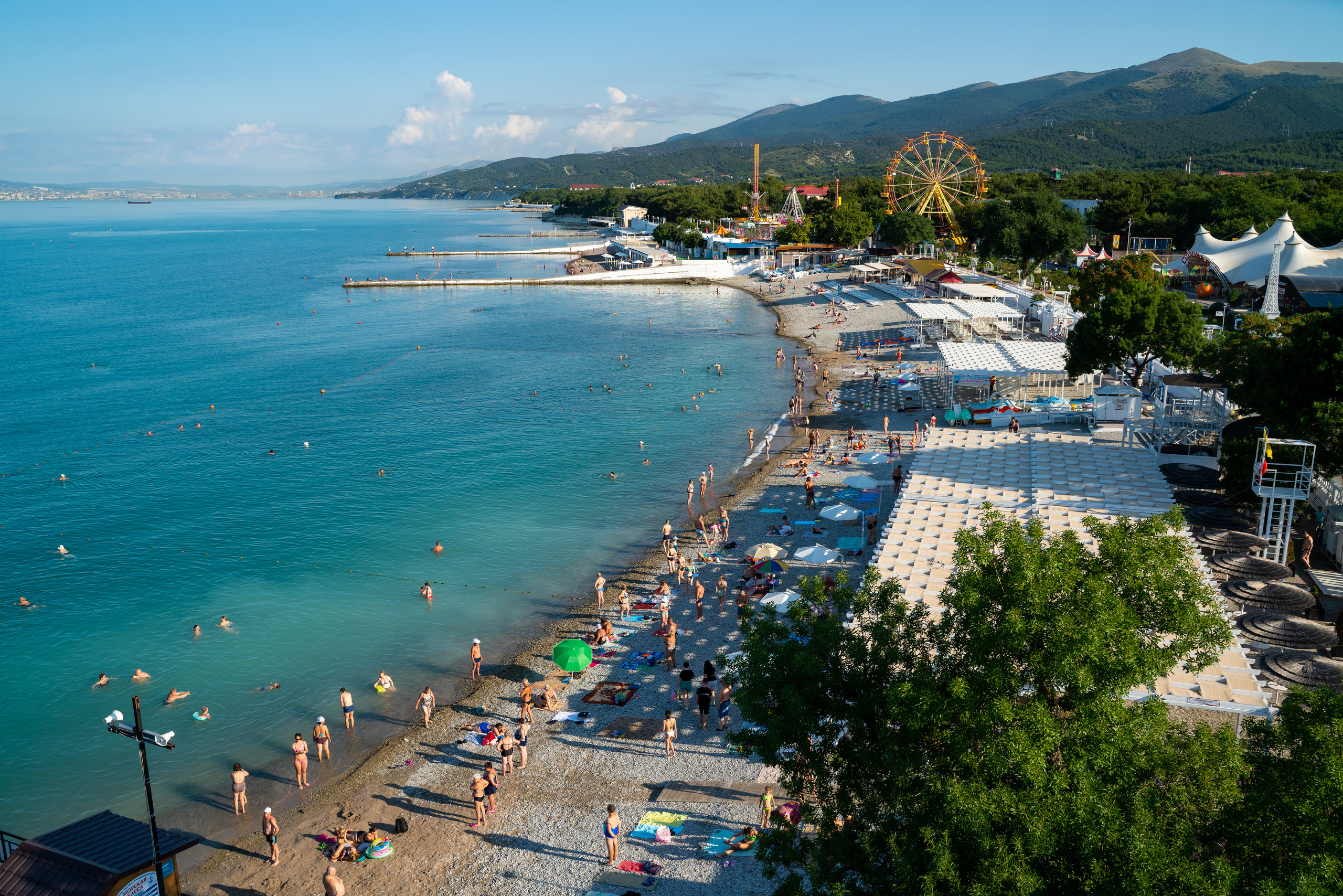 Виды Кабардинки. Жизнь курорта Кабардинка в фотографиях