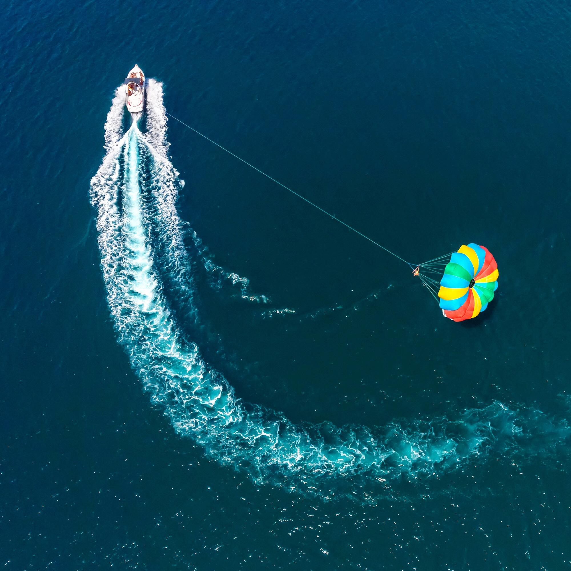 Морские прогулки на парашюте в Кабардинке