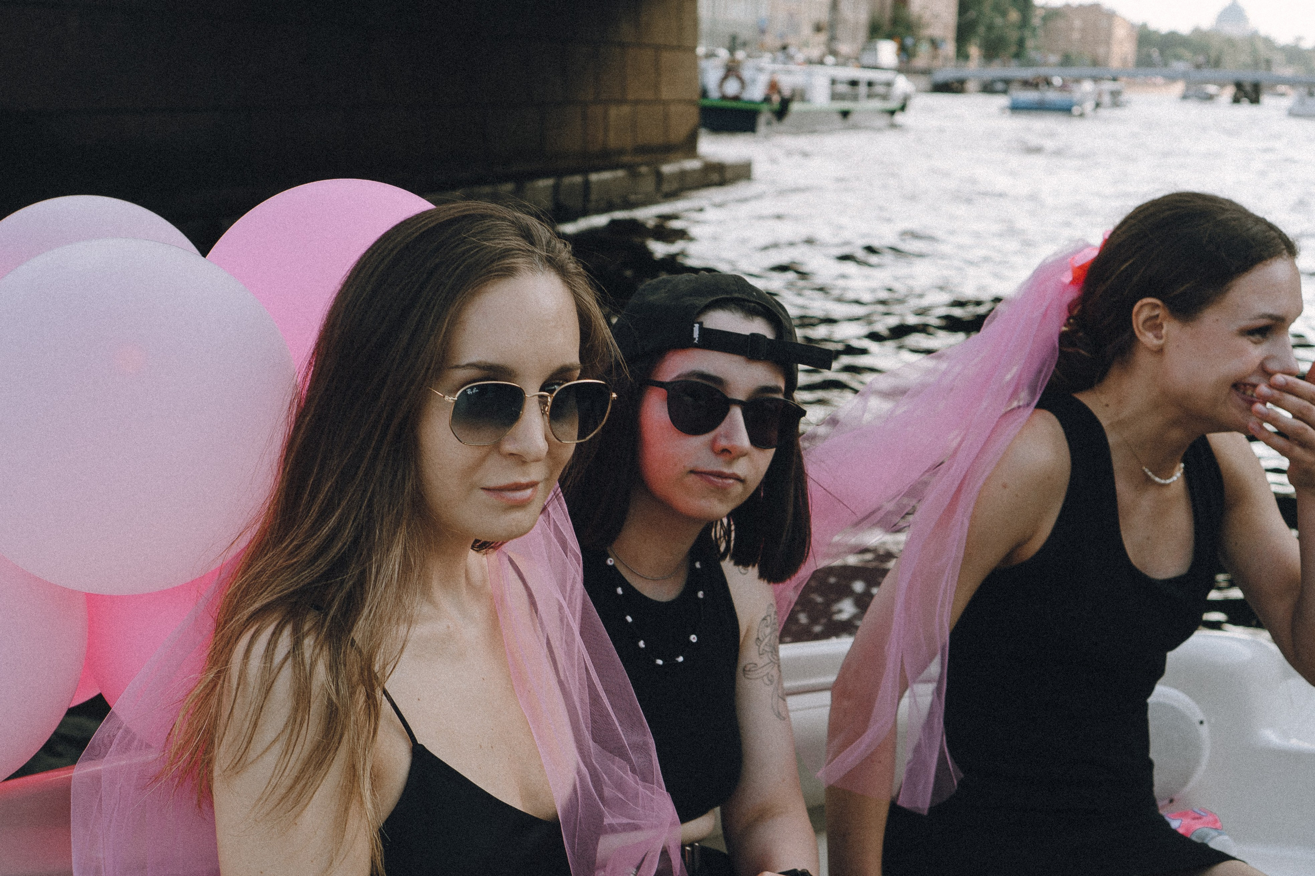 ДЕВИЧНИК НА КАТЕРЕ. Профессиональный фотограф, Санкт-Петербург — Виктория Богомолова