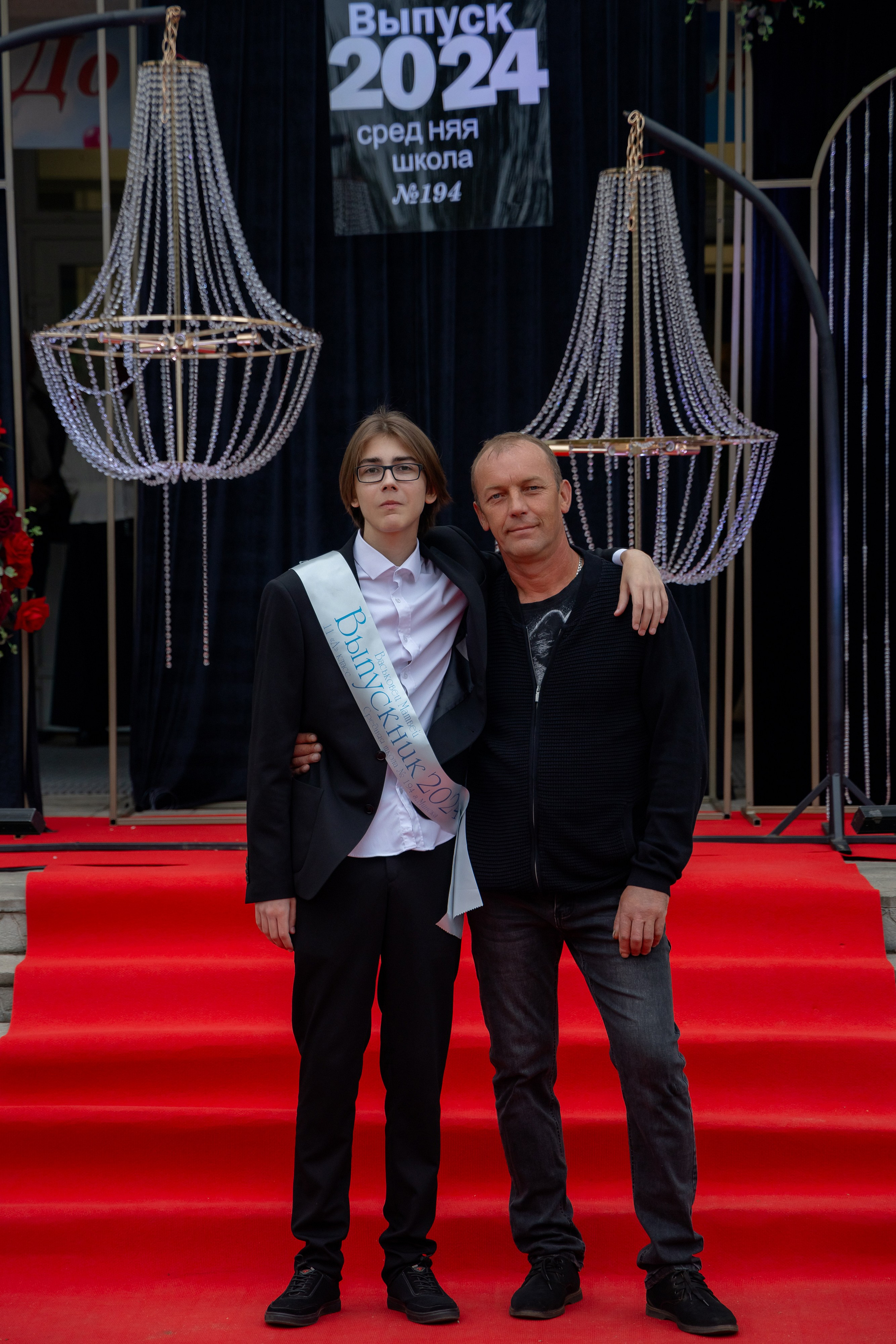 Школьный выпускной 2024 год в Соколе (Минск). Свадебный фотограф в Минске/Беларуси Сергей Спиридонов