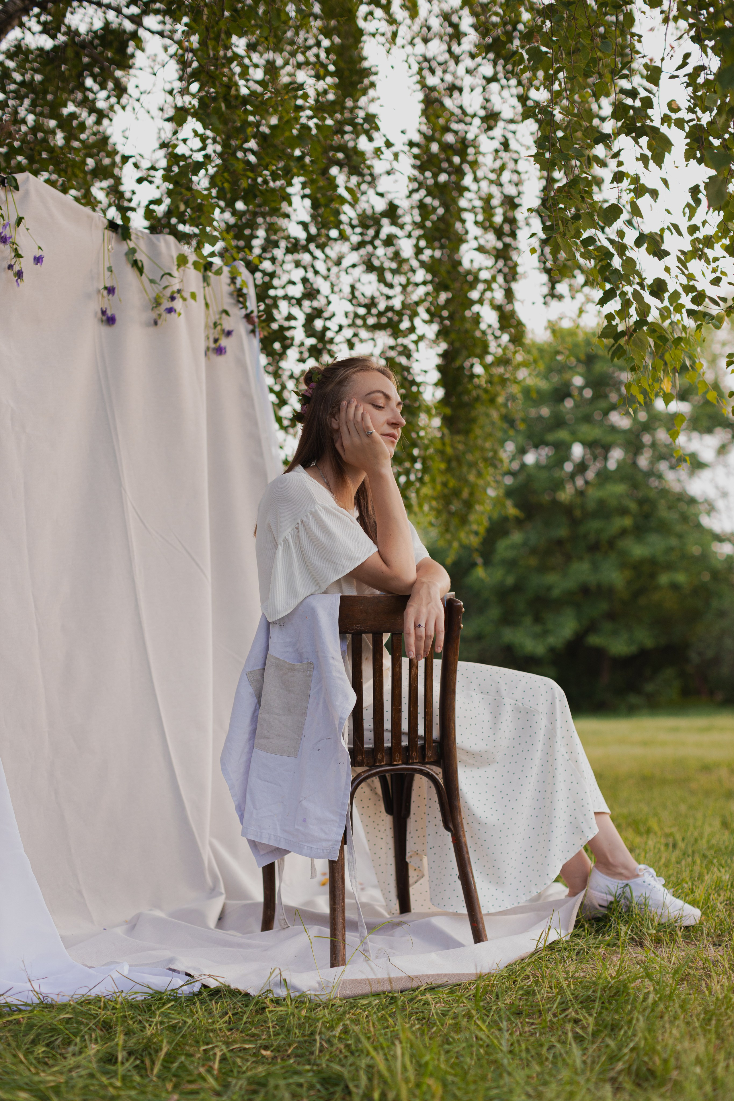 Мк Сирень на зеркале (девичник в парке). Анастасия Ракчеева Художник