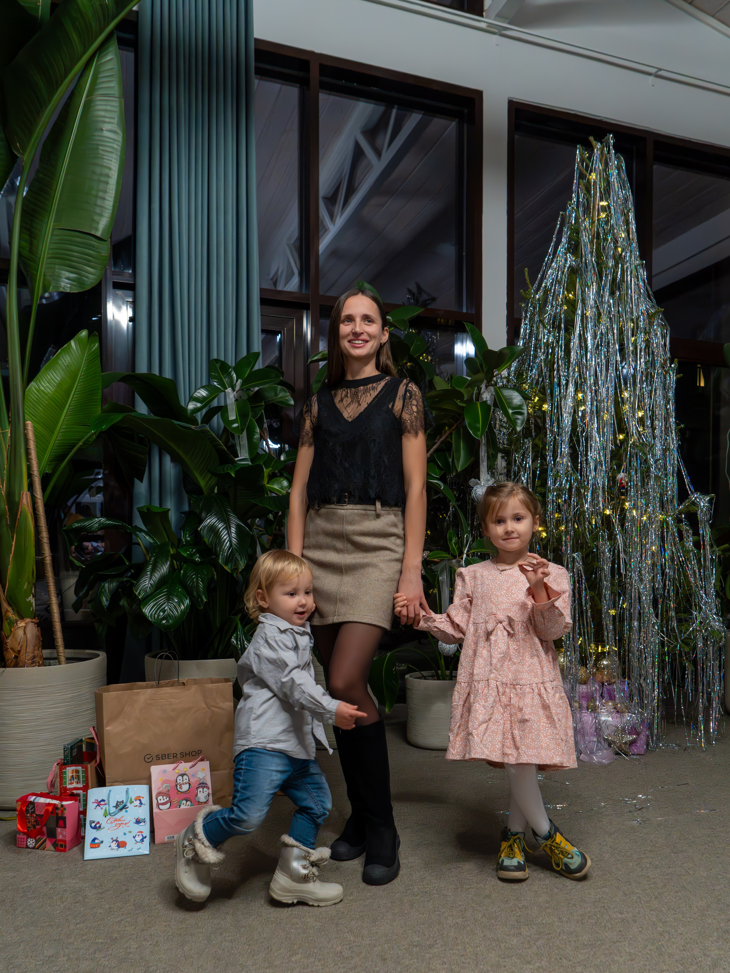 Предновогодняя встреча в пространстве Steford Hub. Репортажный фотограф в Красной Поляне и Сочи Павлюченко Екатерина