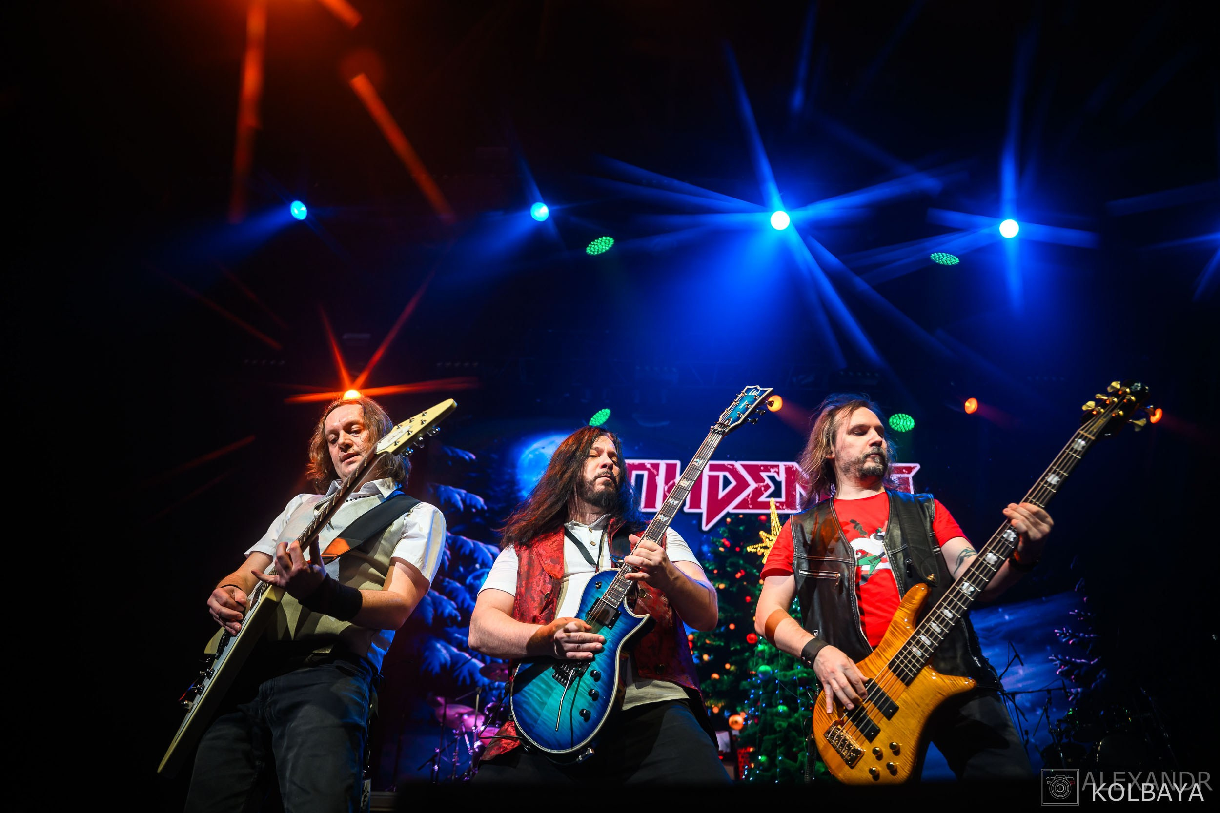 Фоторепортаж с Метал-Елки 2026. Концертный и театральный репортажный фотограф в Москве Александр Колбая