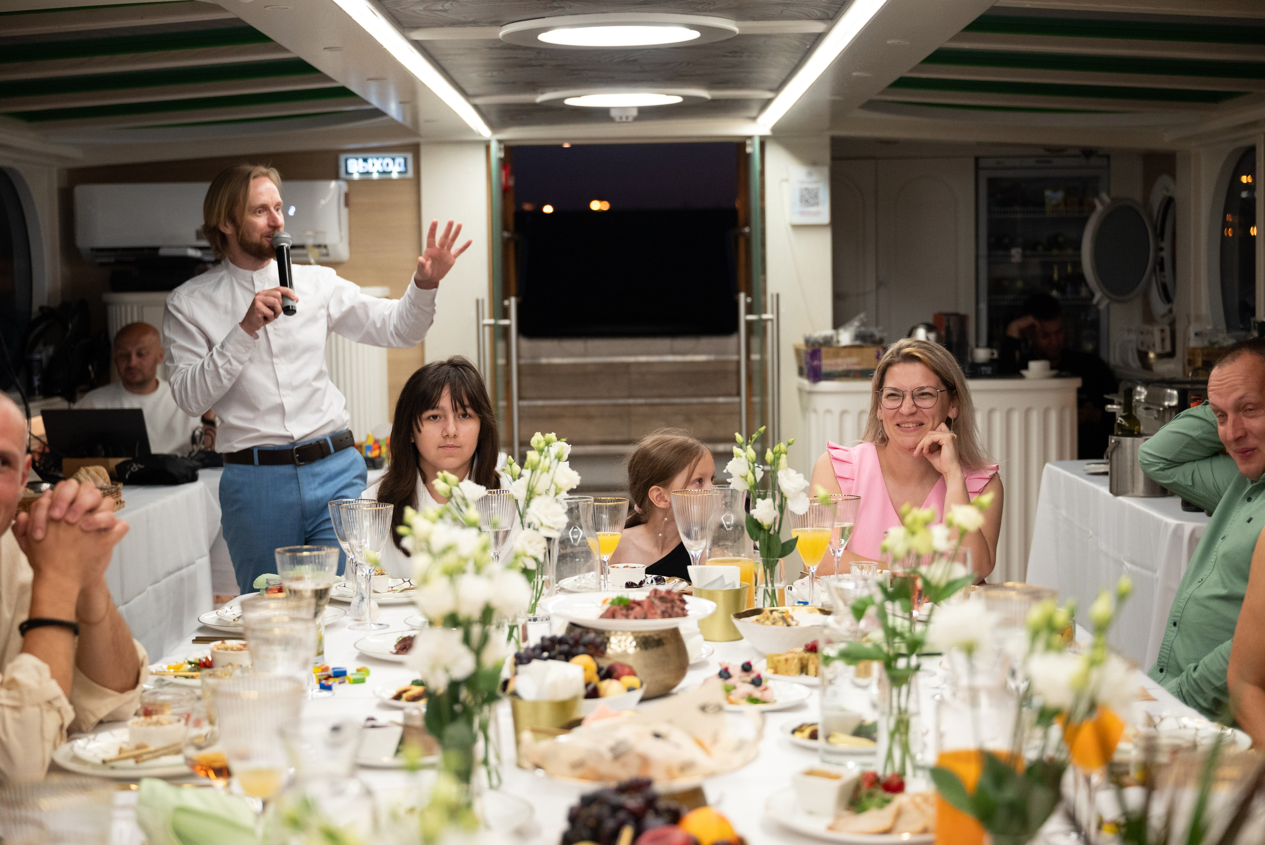 СВАДЬБА НА ТЕПЛОХОДЕ. GlarePhoto (Фотограф Спб)