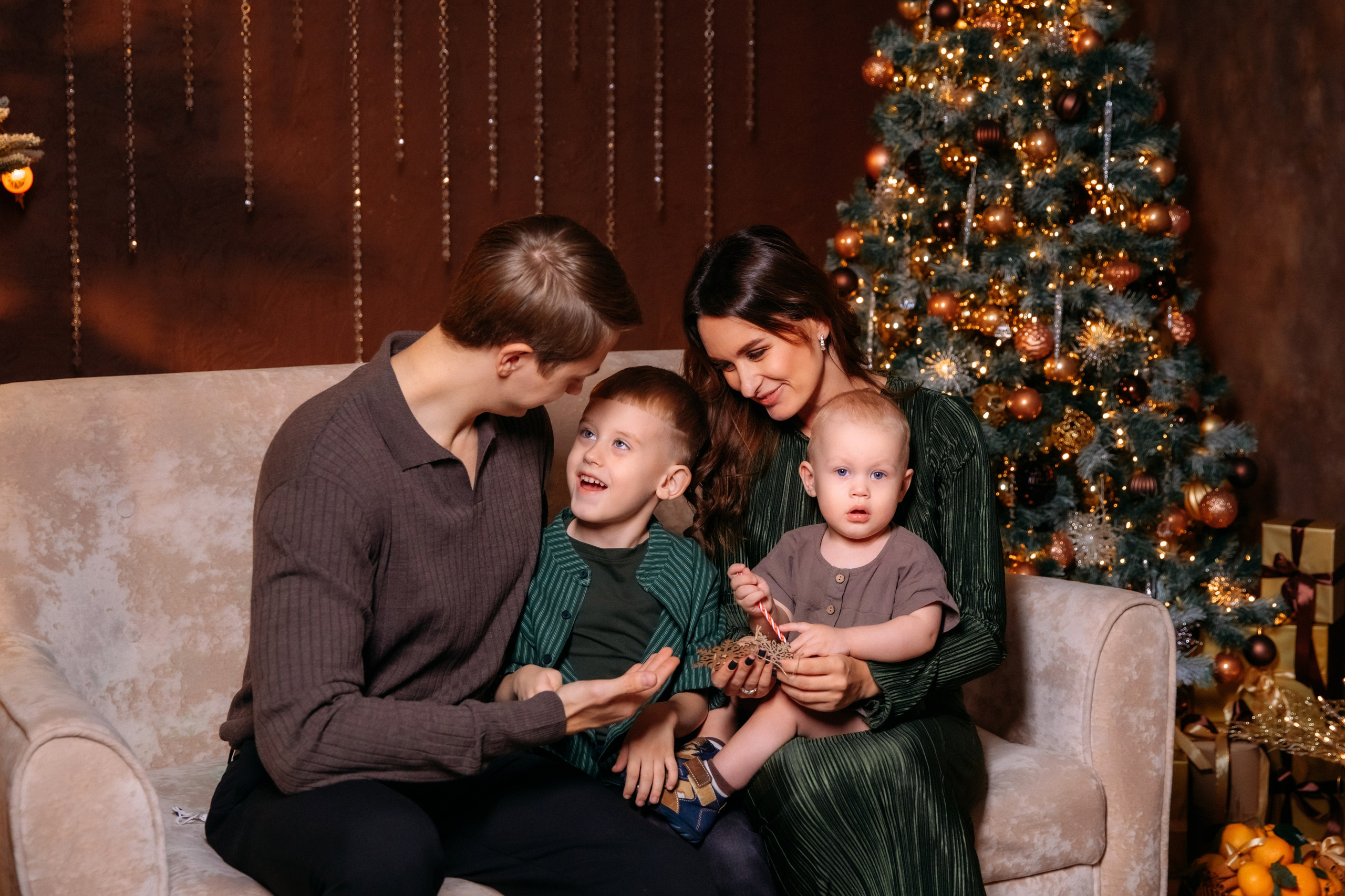 🌲 НОВОГОДНИЕ СЪЕМКИ 2027. Женский и семейный фотограф Елена Петрова
