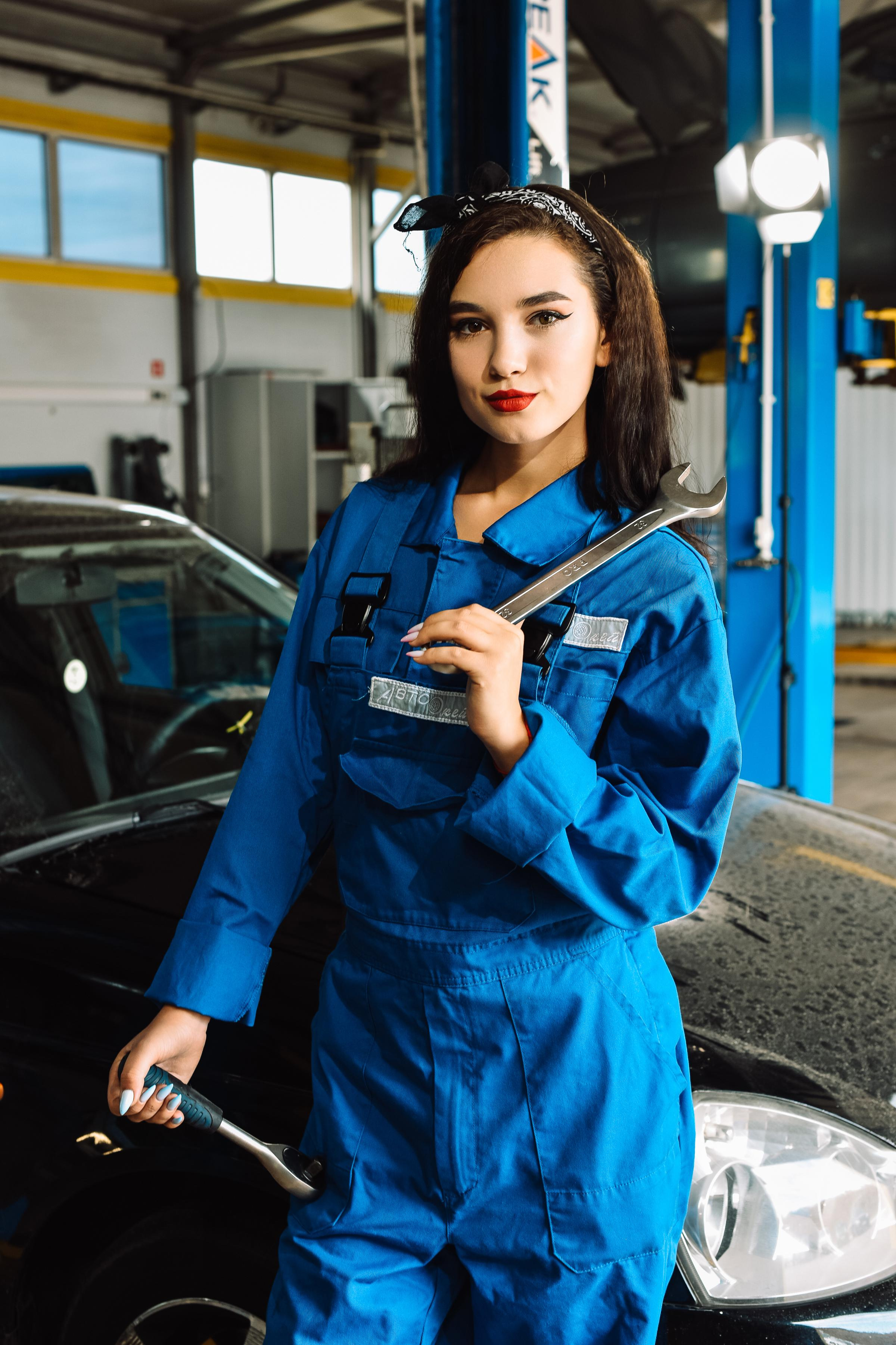 Ксения автосалон