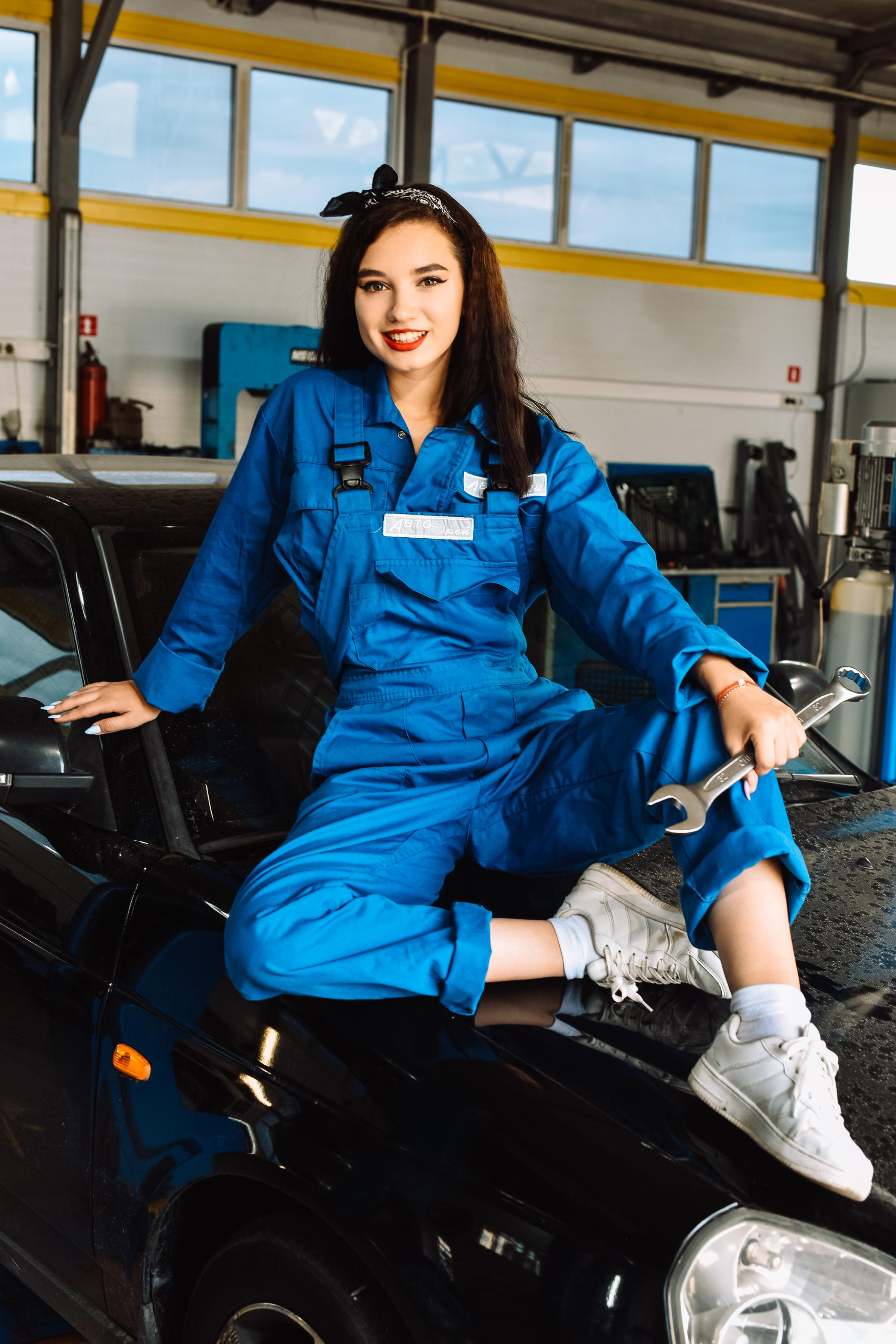 Ксения автосалон