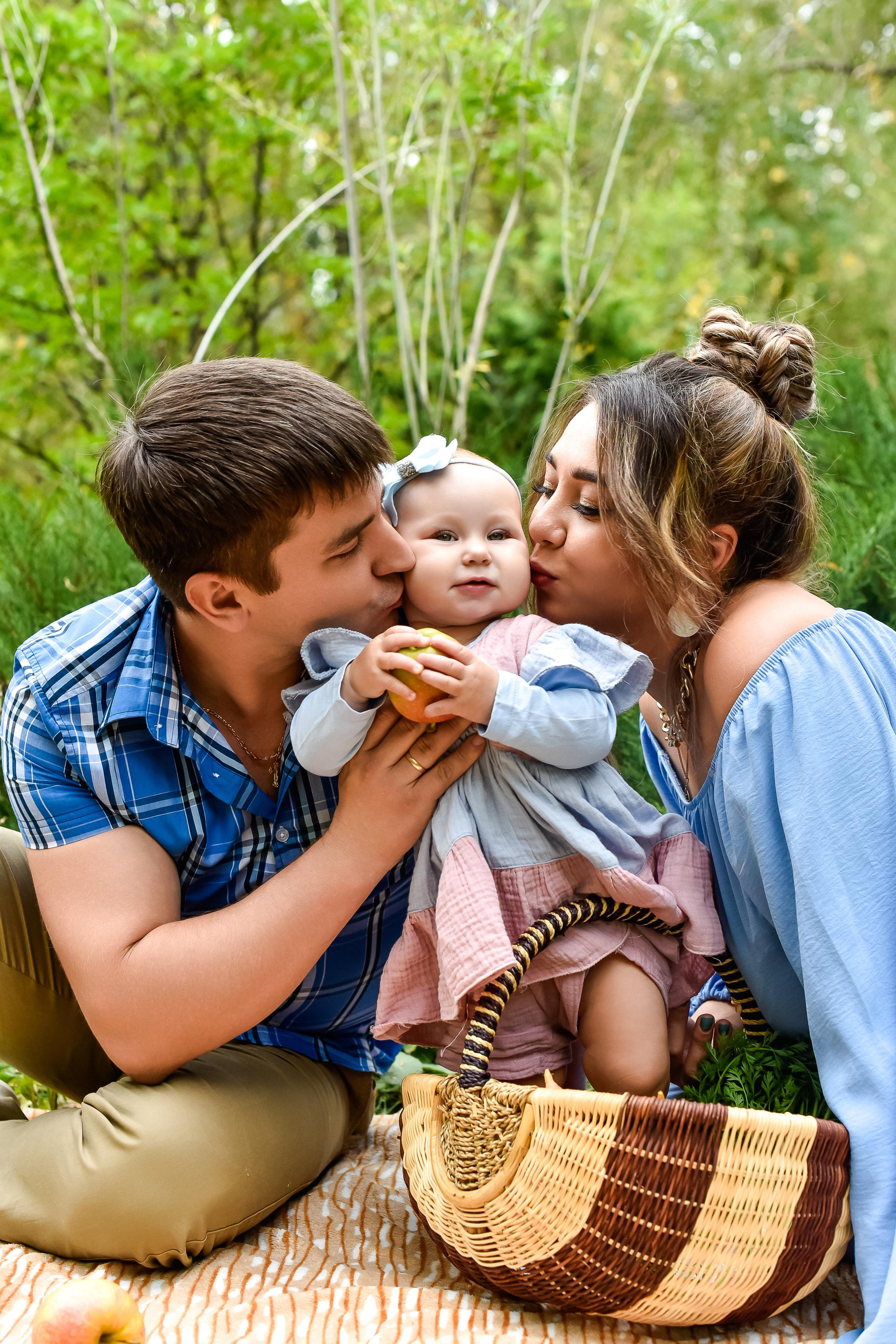 Семья Даши, Андрея и Василисы