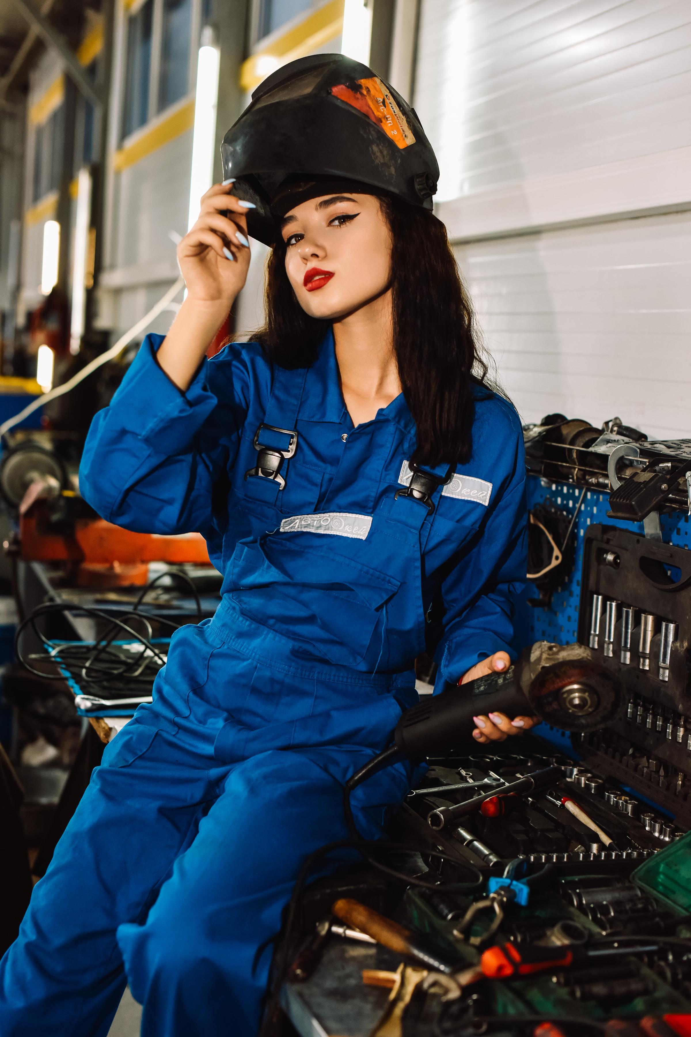 Ксения автосалон