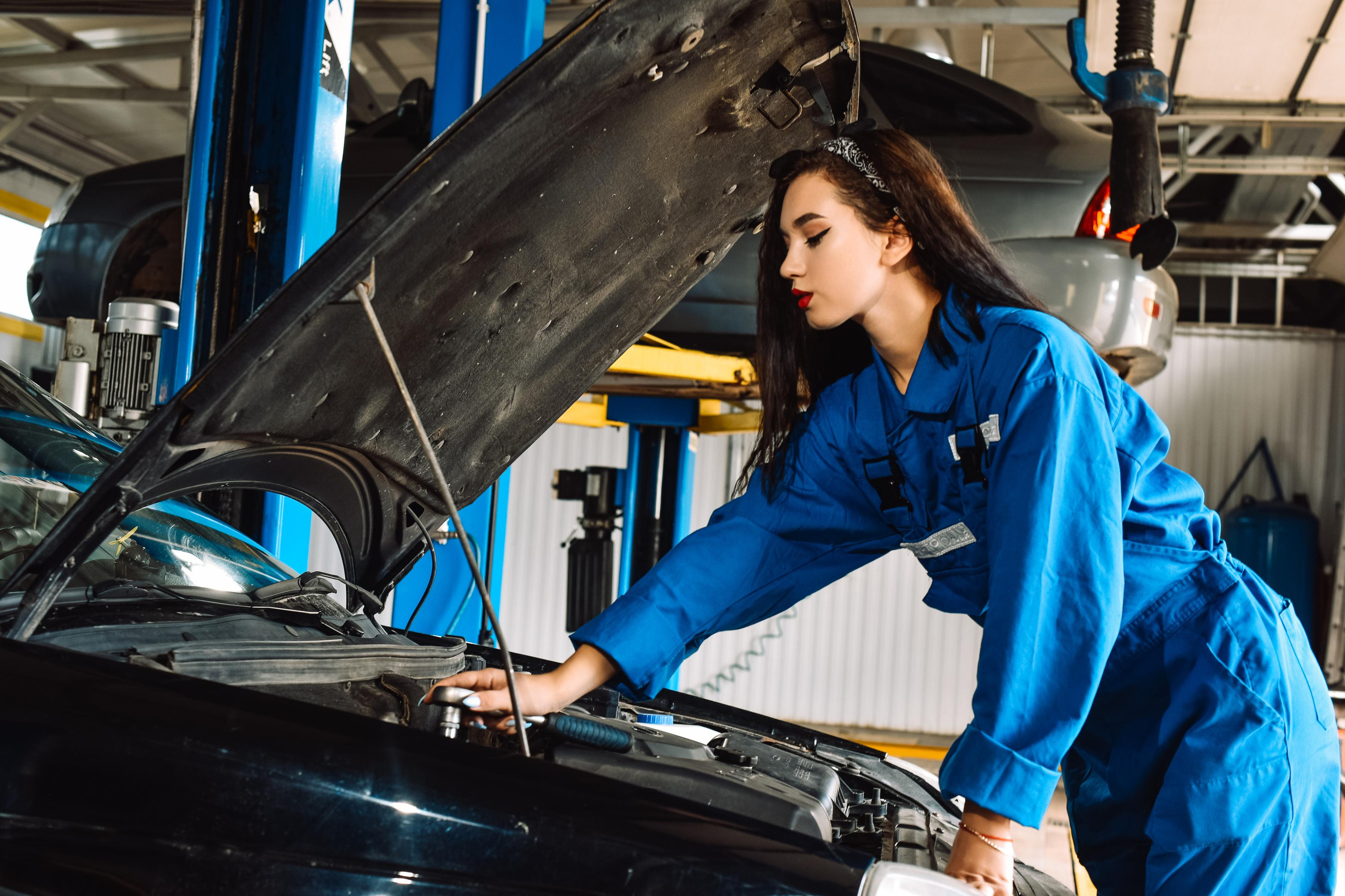 Ксения автосалон