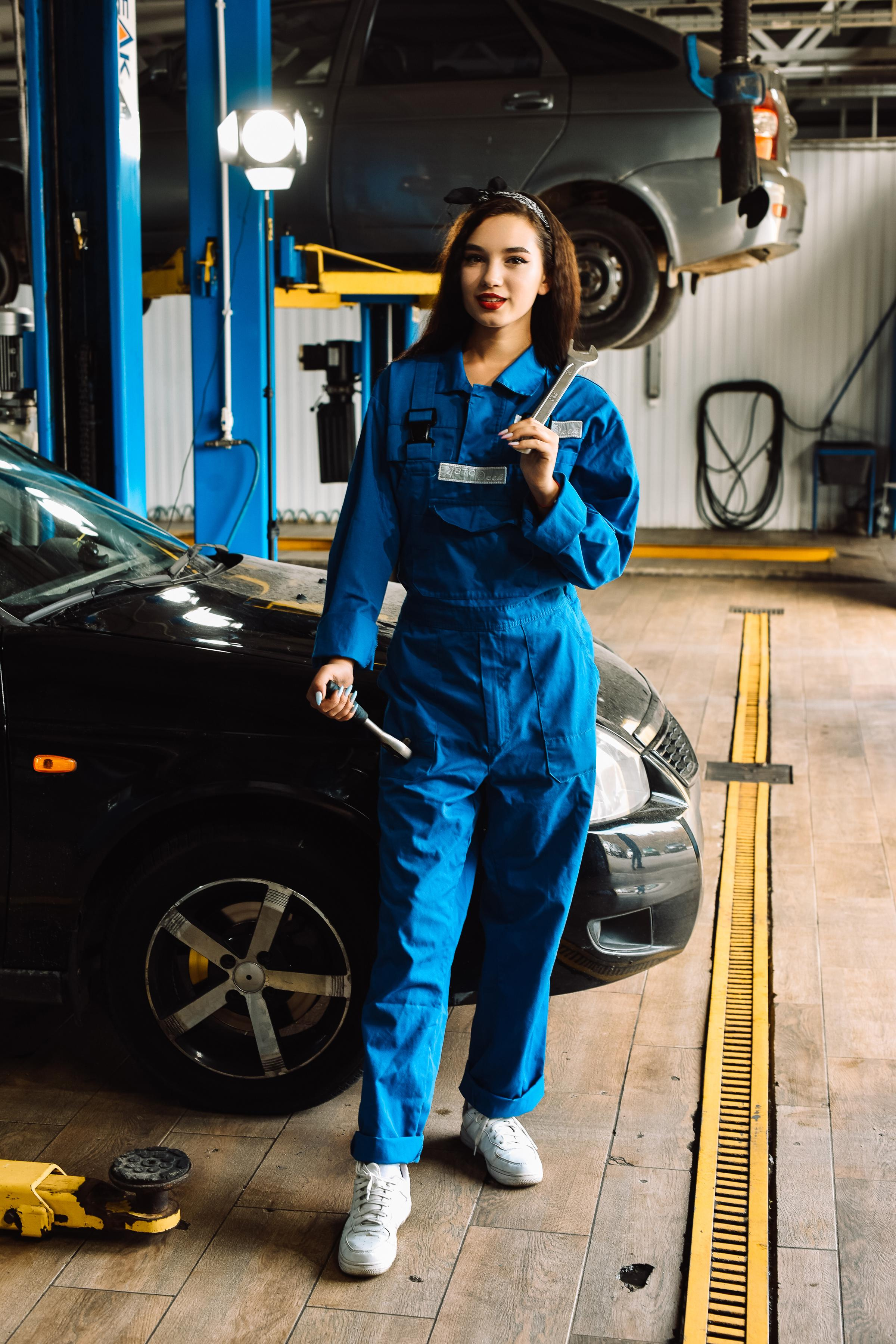 Ксения автосалон