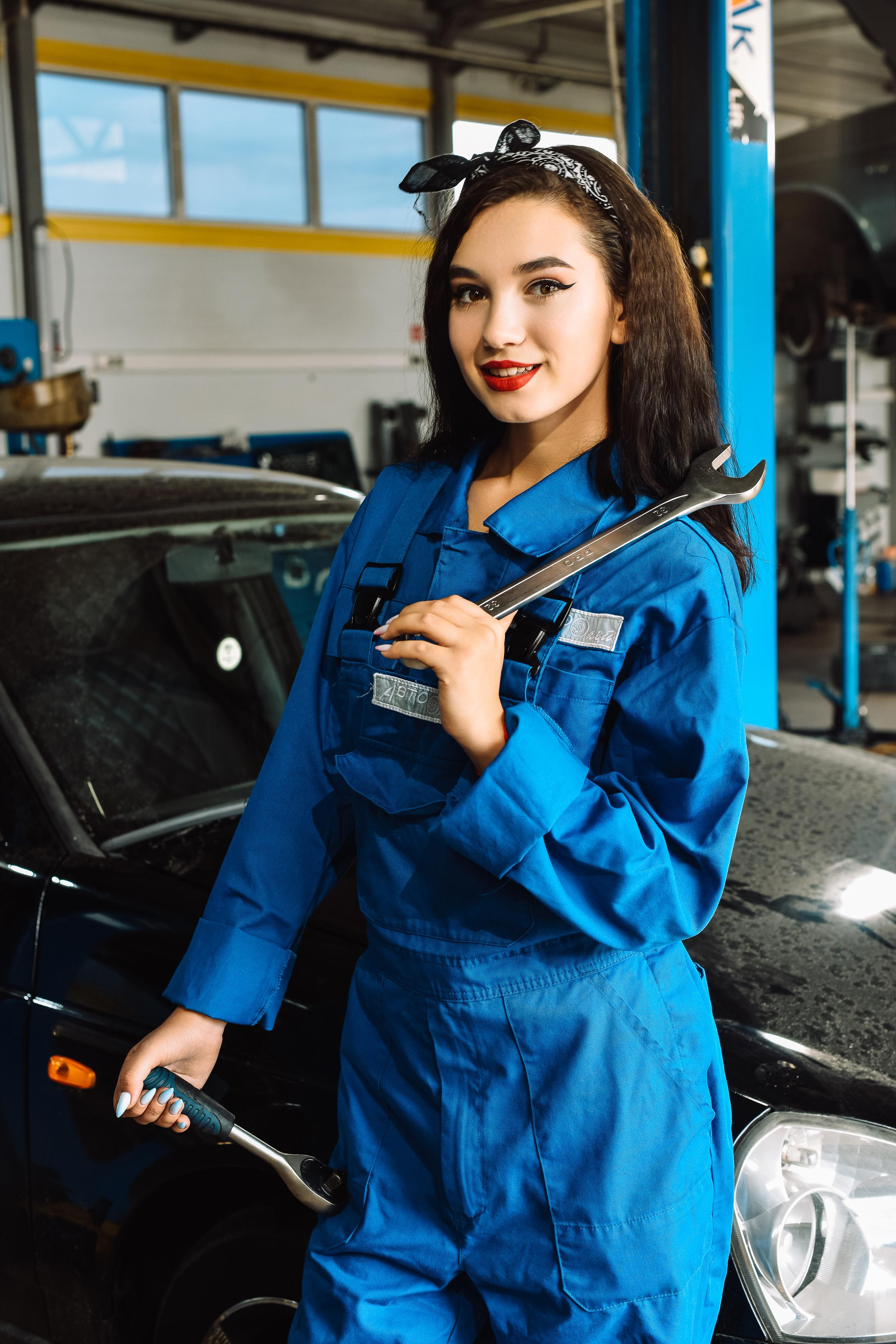 Ксения автосалон