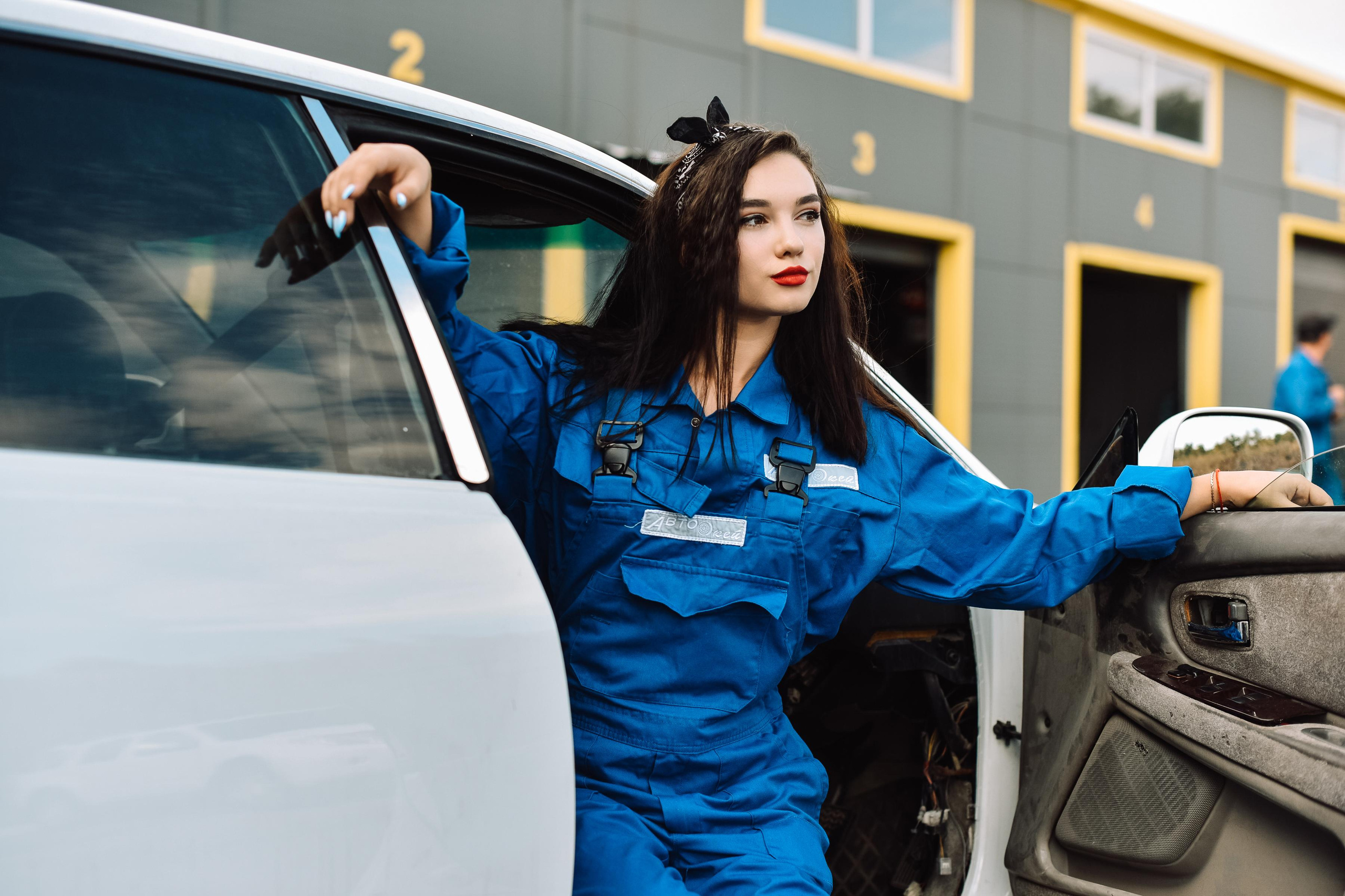 Ксения автосалон