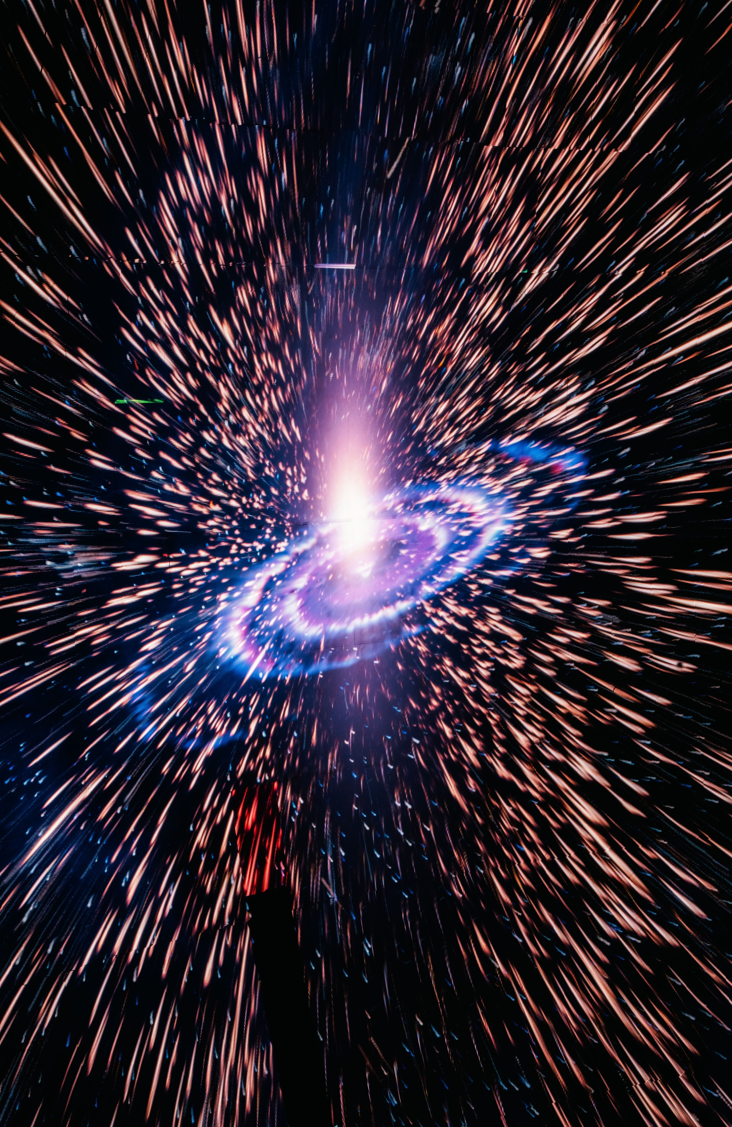 INTERVALS / 2025. Саша Копылов, фотограф в Казани