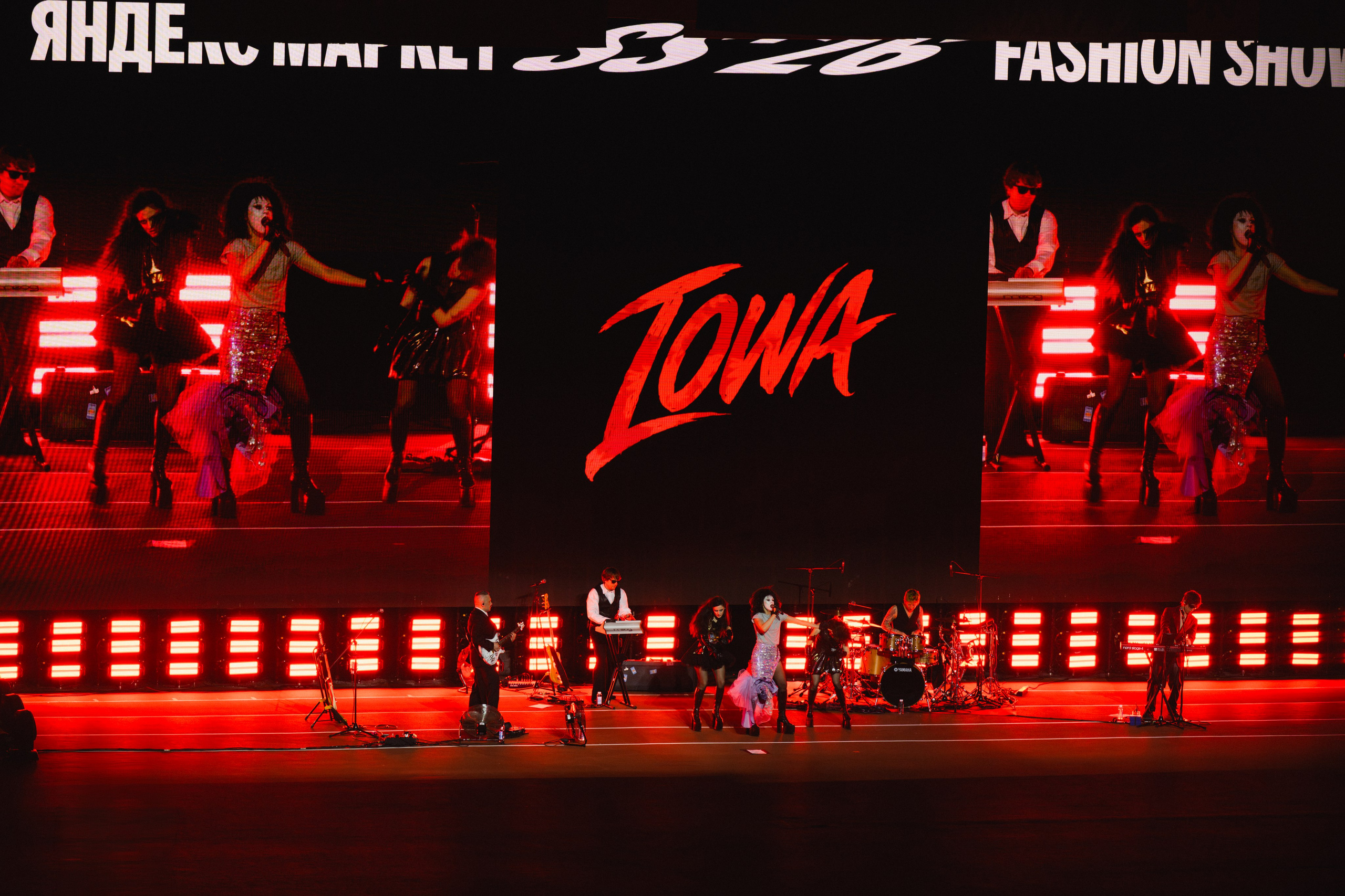 Yandex Market Fashion Show / 2026. OOPS TEAM