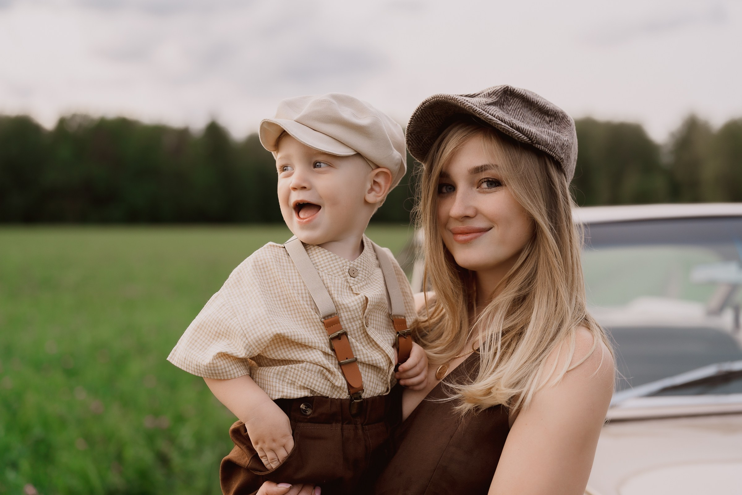 Фотосессия с ретро тачкой. Семейный и детский фотограф в Сергиев Посаде, Хотьково Якимчук Любовь