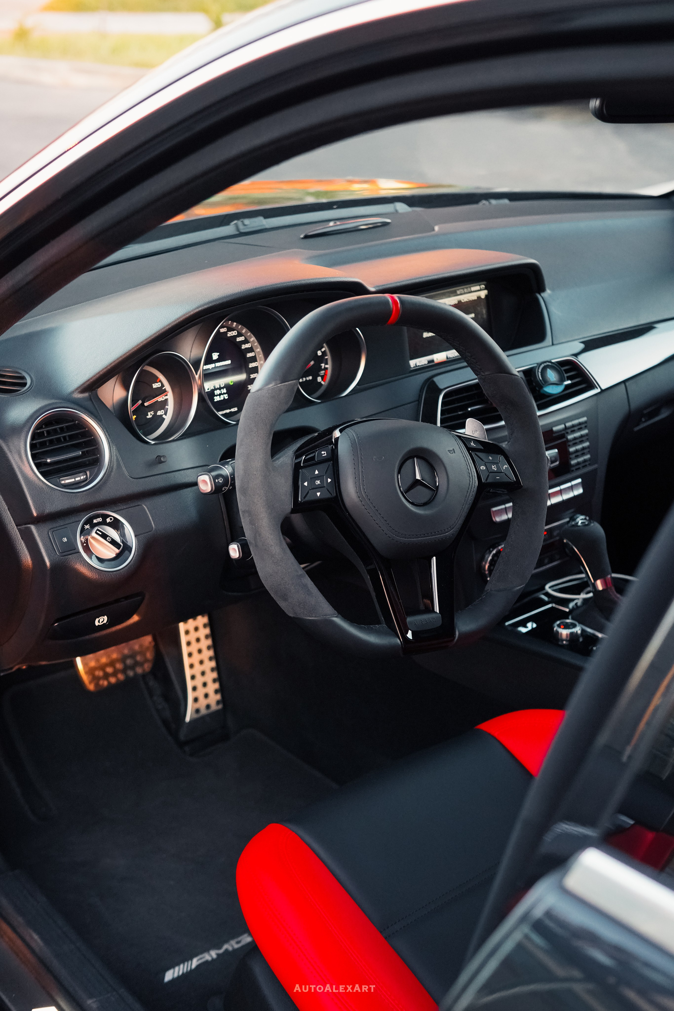 Mercedes Benz C63 AMG W204. AutoAlexArt