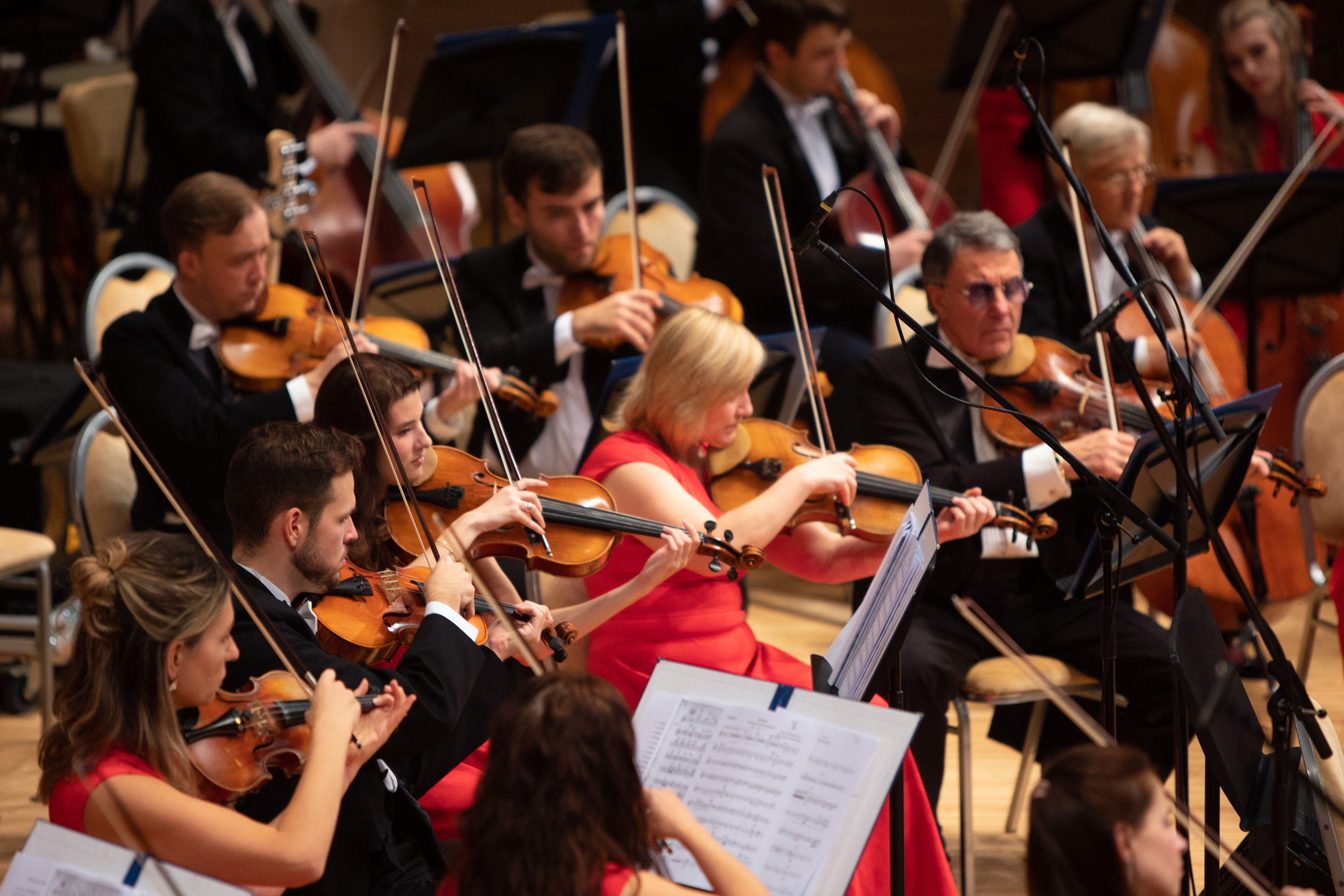 Московский международный Дом музыки. Студийный и свадебный фотограф в Москве Айк Саркисян