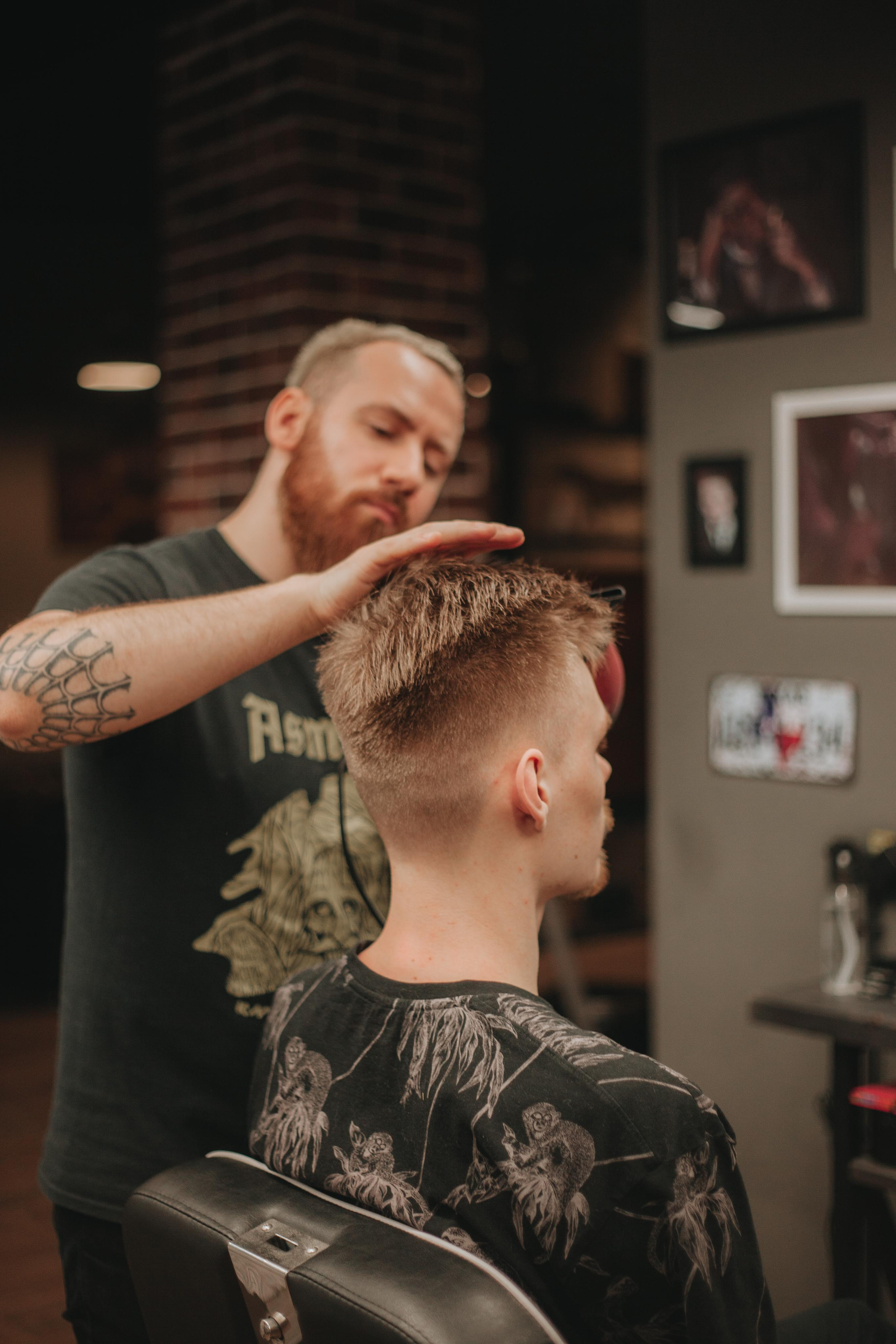 Контент для барбершопа BORODACH. Ваш фотограф Любовь Чистякова