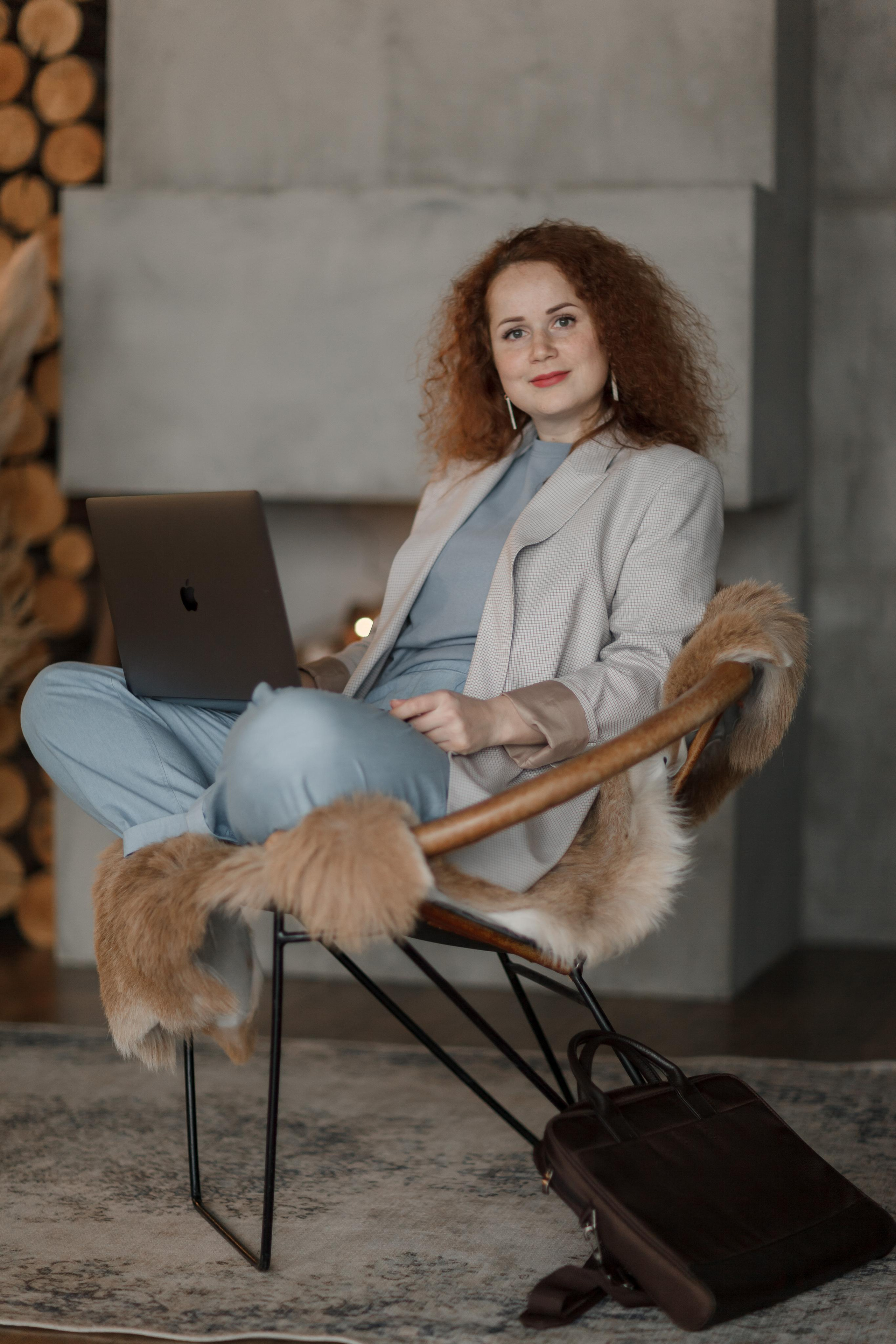 Имиджевая фотосерия для создателя SMM Агентства. Ваш фотограф Любовь Чистякова