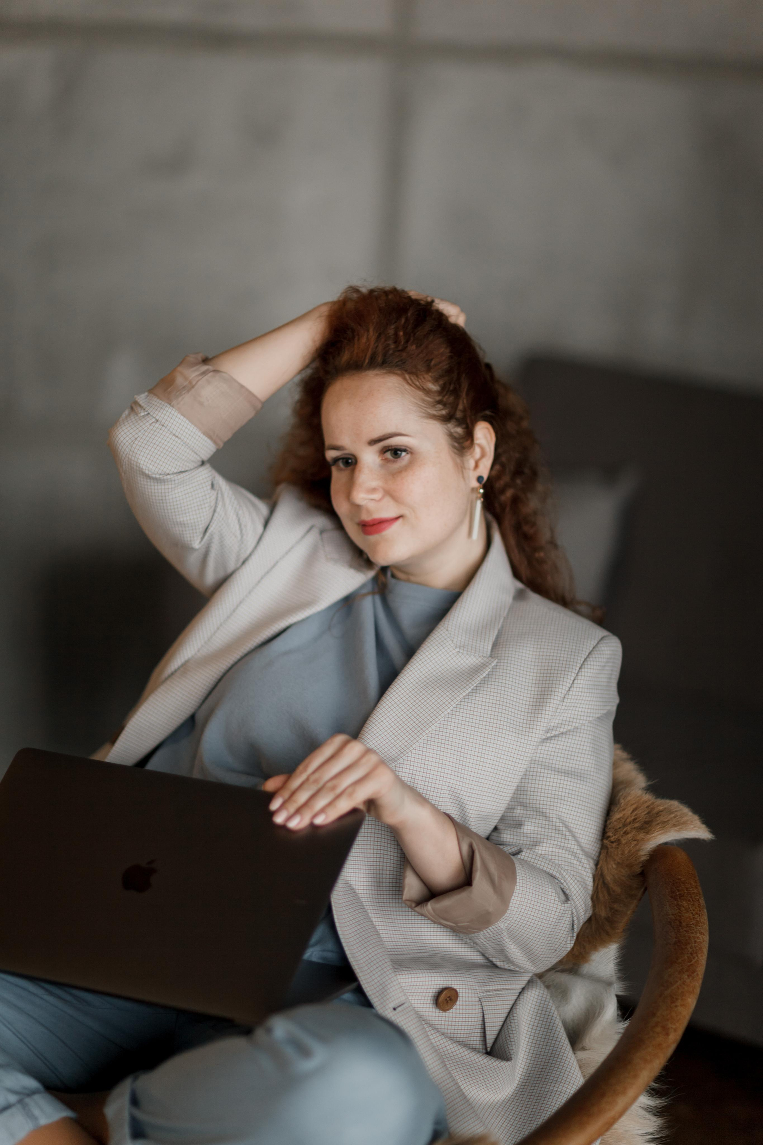 Имиджевая фотосерия для создателя SMM Агентства. Ваш фотограф Любовь Чистякова