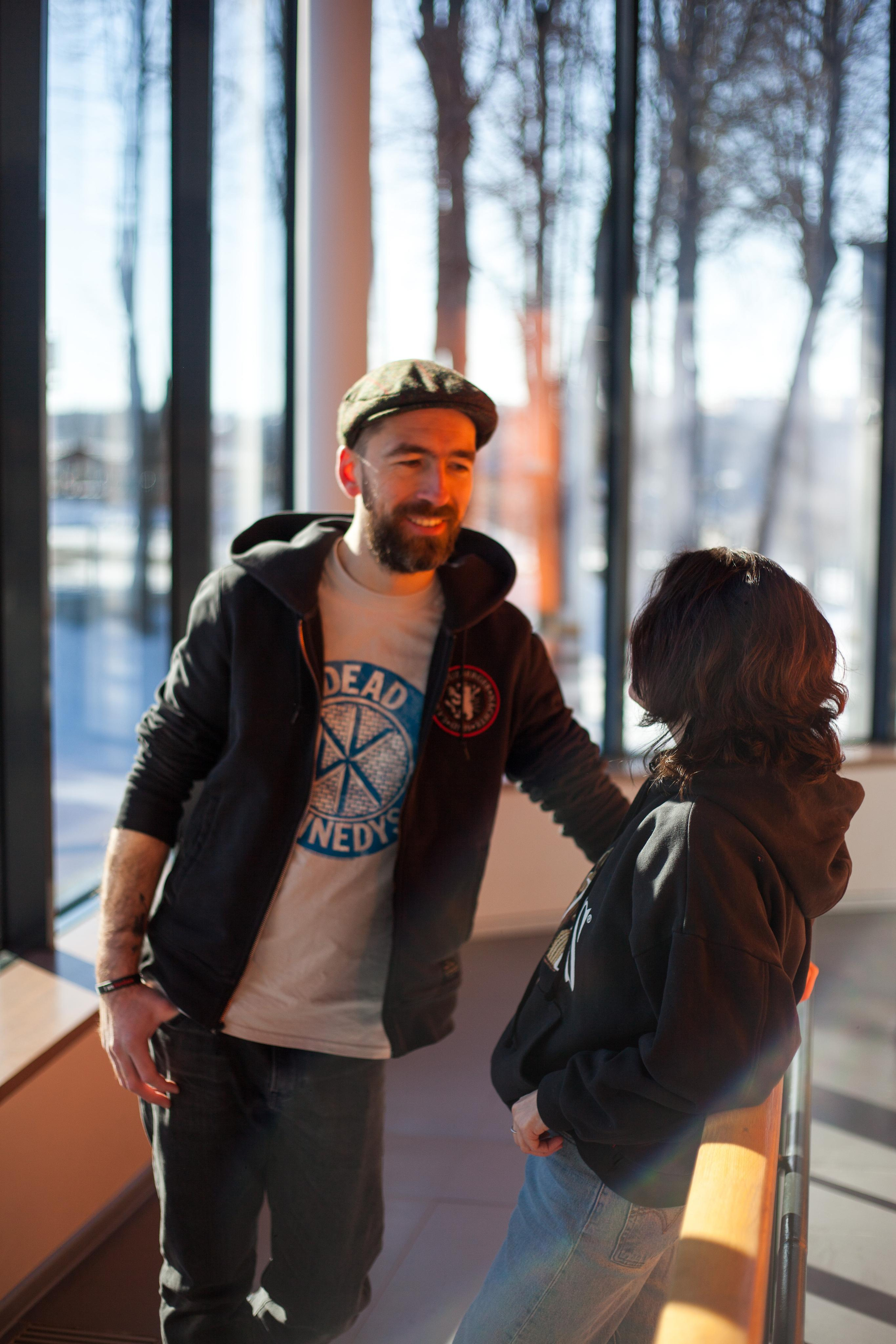 Марина и Станислав. Авторская прогулка для гостей города. Ваш фотограф Любовь Чистякова