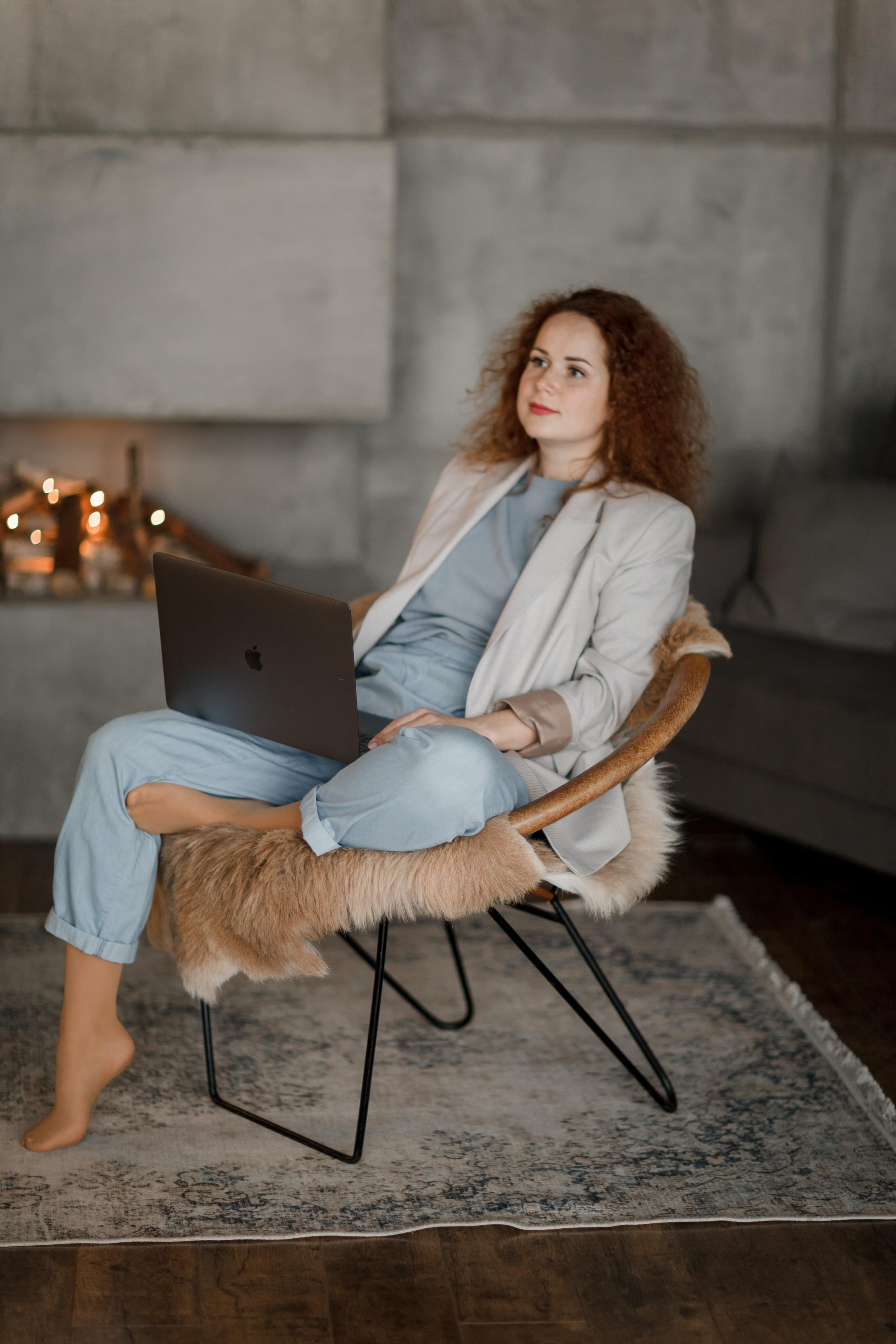 Имиджевая фотосерия для создателя SMM Агентства. Ваш фотограф Любовь Чистякова