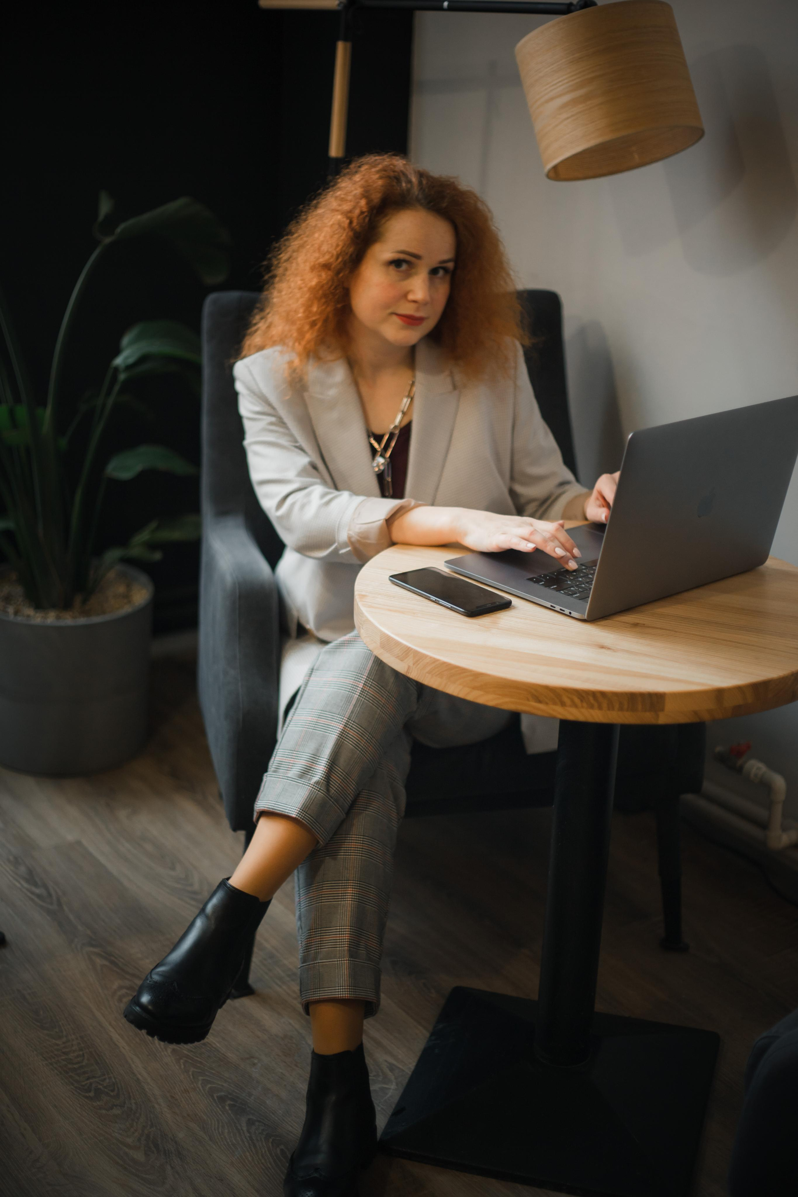 Имиджевая фотосерия для создателя SMM Агентства. Ваш фотограф Любовь Чистякова