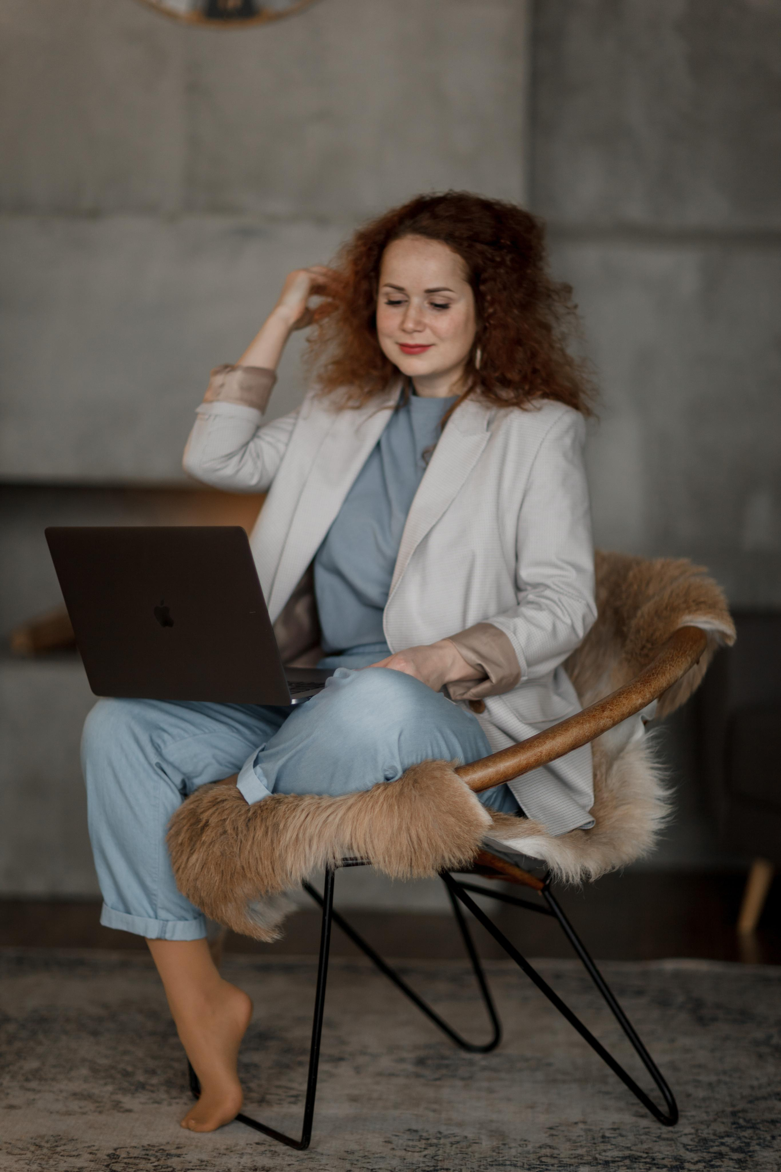 Имиджевая фотосерия для создателя SMM Агентства. Ваш фотограф Любовь Чистякова