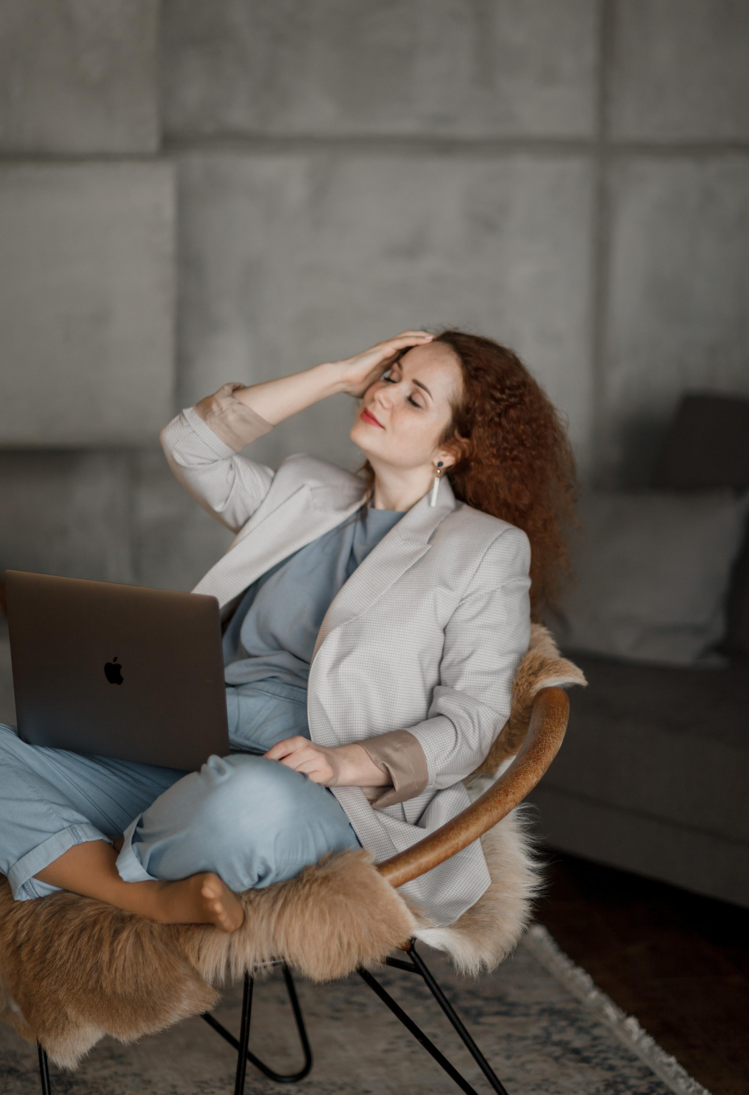 Имиджевая фотосерия для создателя SMM Агентства. Ваш фотограф Любовь Чистякова